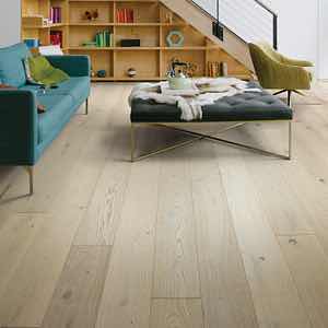 Photo 2 of SHAW FLOORS EXPRESSIONS LYRIC WOOD FINISH SNAP ON CLICK HARDWOOD PLANK FLOORING 7.5” X RANDOM LENGTH (23.31sqft PER CASE/4CASES APPROX. 93.24sqft TOTAL)