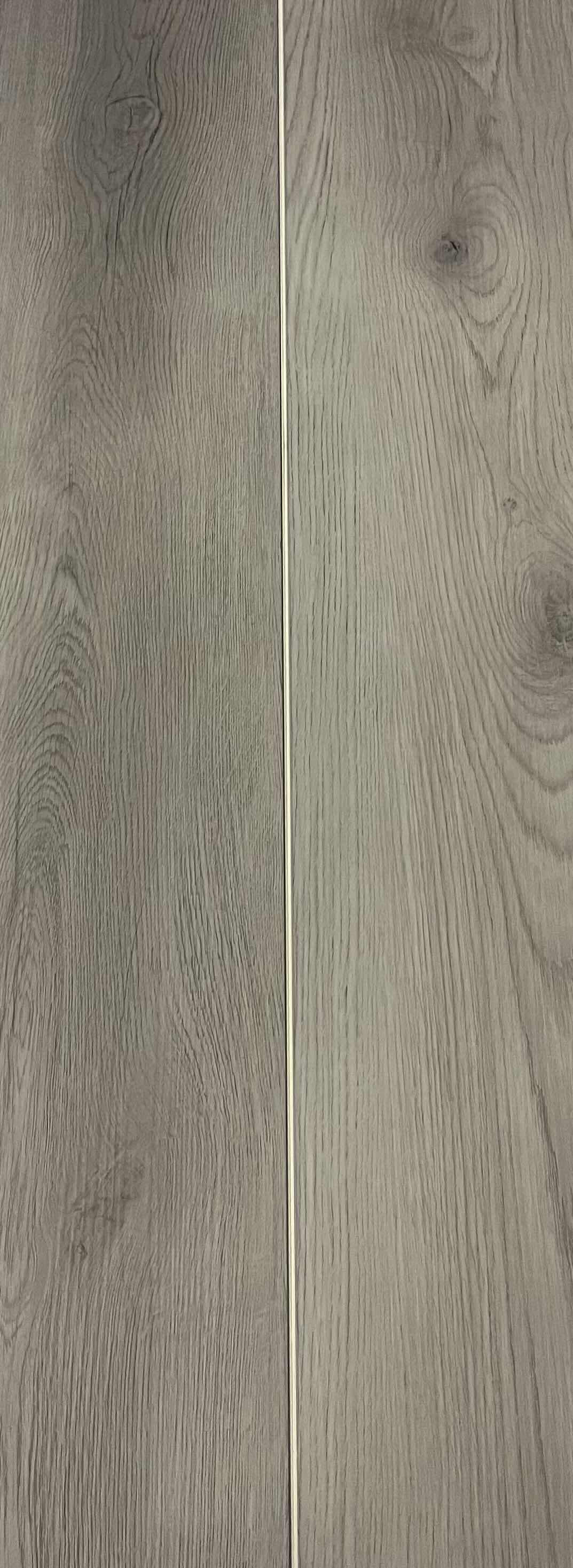 Photo 1 of ROYAL HOUSE PLANET COLLECTION SATURN WOOD FINISH SNAP IN CLICK VINYL PANEL FLOORING 9” X 60” (22.60SQFT PER CASE/49CASES APPROX 1107.4SQFT TOTAL) READ NOTES