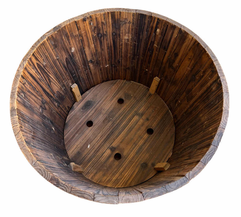 Photo 1 of NEW VIGORO 2.7GAL JACKSON BARREL PLANTER 26” X 16.5”