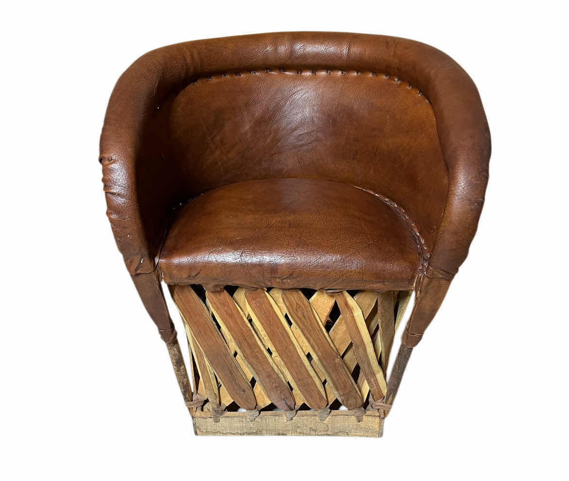 Photo 1 of EQUIPALES SAN JOSE HANDMADE RUSTIC RAWHIDE LEATHER WRAPPED WOOD DINING/PATIO TABLE & 4 CHAIR SET (READ NOTES)