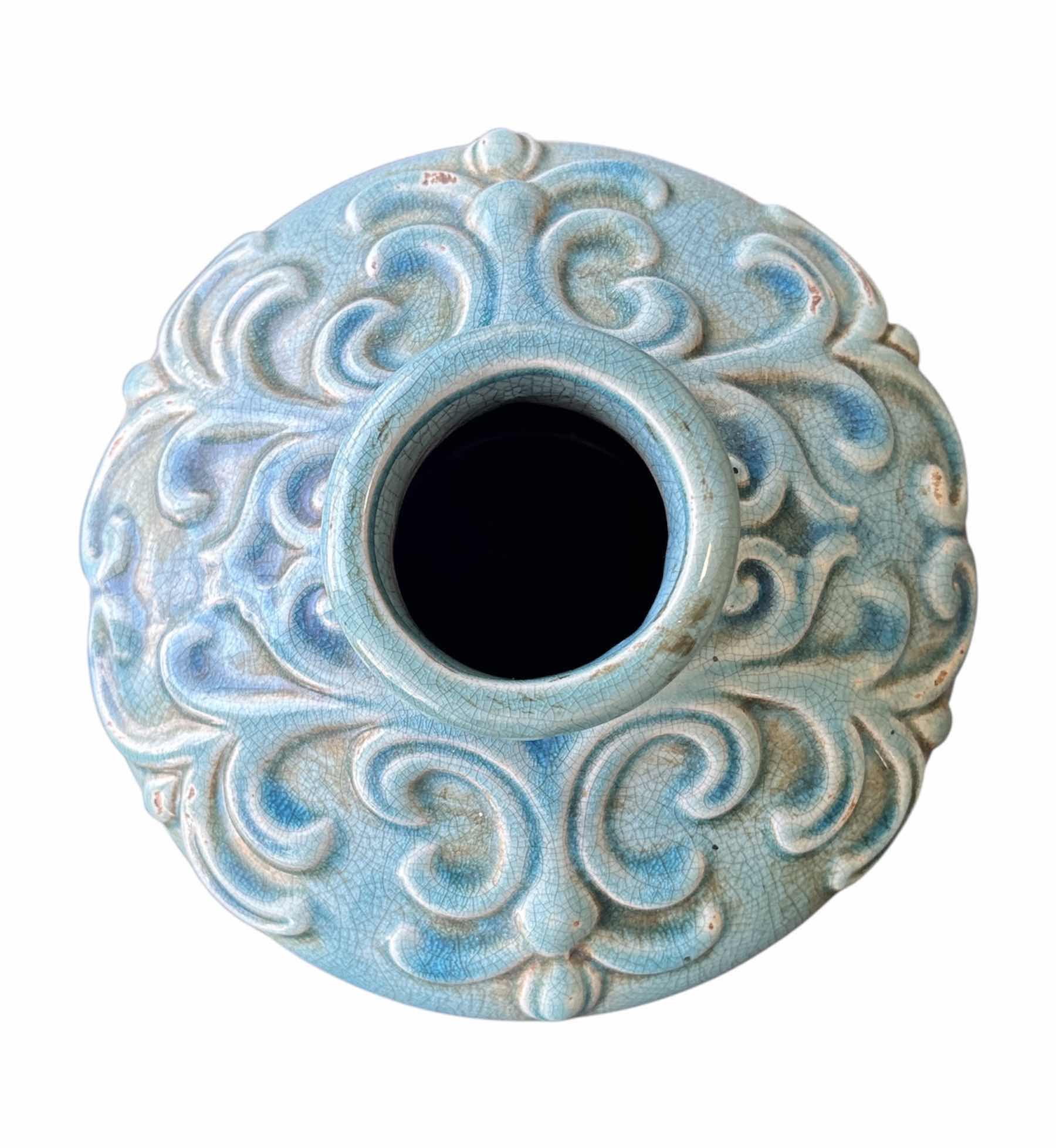 Photo 1 of HOBBY LOBBY VINTAGE STYLE POTTERY VASE 8.5” X 6.5”