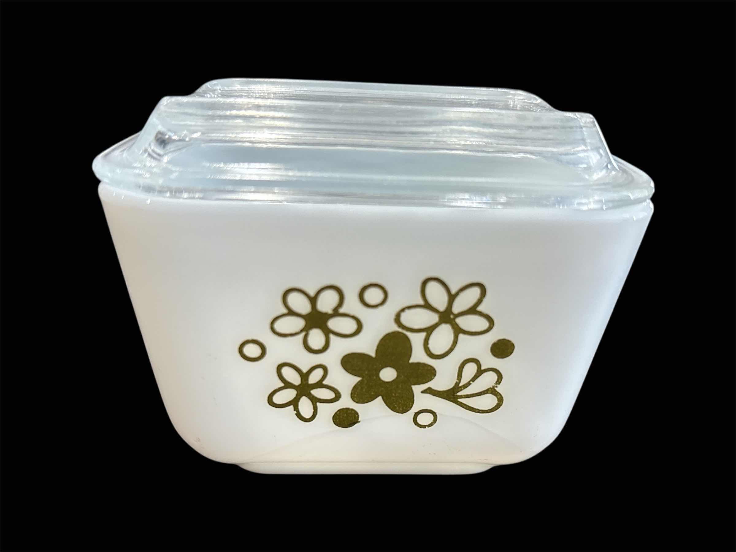 Photo 1 of VINTAGE PYREX, MILK GLASS BANDED MIXING BOWL #16  & SPRING BLOSSOM CRAZY DAISY 1.5 CUP REFRIGERATOR DISH W LID #501