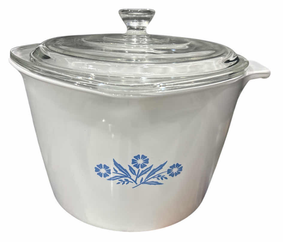 Photo 1 of VINTAGE CORNING WARE 2 QT SAUCE PAN/POT W LID, CORNFLOWER BLUE (P-65-B)