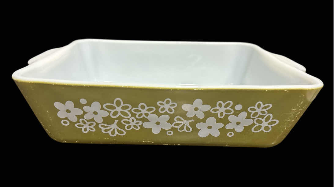 Photo 1 of VINTAGE PYREX 1.5 QT BAKING DISH, CRAZY DAISY, GREEN #503
