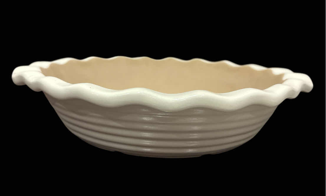 Photo 1 of THE PAMPERED CHEF STONEWARE, NEW TRADITIONS COLLECTION, 10” DEEP DISH PIE PLATE #1305