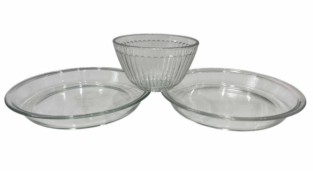 Photo 1 of VINTAGE PYREX ORIGINALS CLEAR 9” PIE BAKING PLATES, #209 (2 PCS) & VINTAGE PYREX 3-CUP CLEAR RIBBED MIXING BOWL,  #7401-S (1)