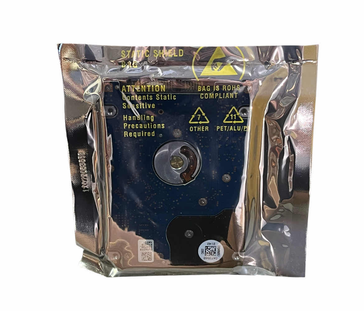 Photo 1 of HITACHI 750GB 7.2K 16MB SATA 3.0GB/S 2.5" HARD DRIVE HTS727575A9E364