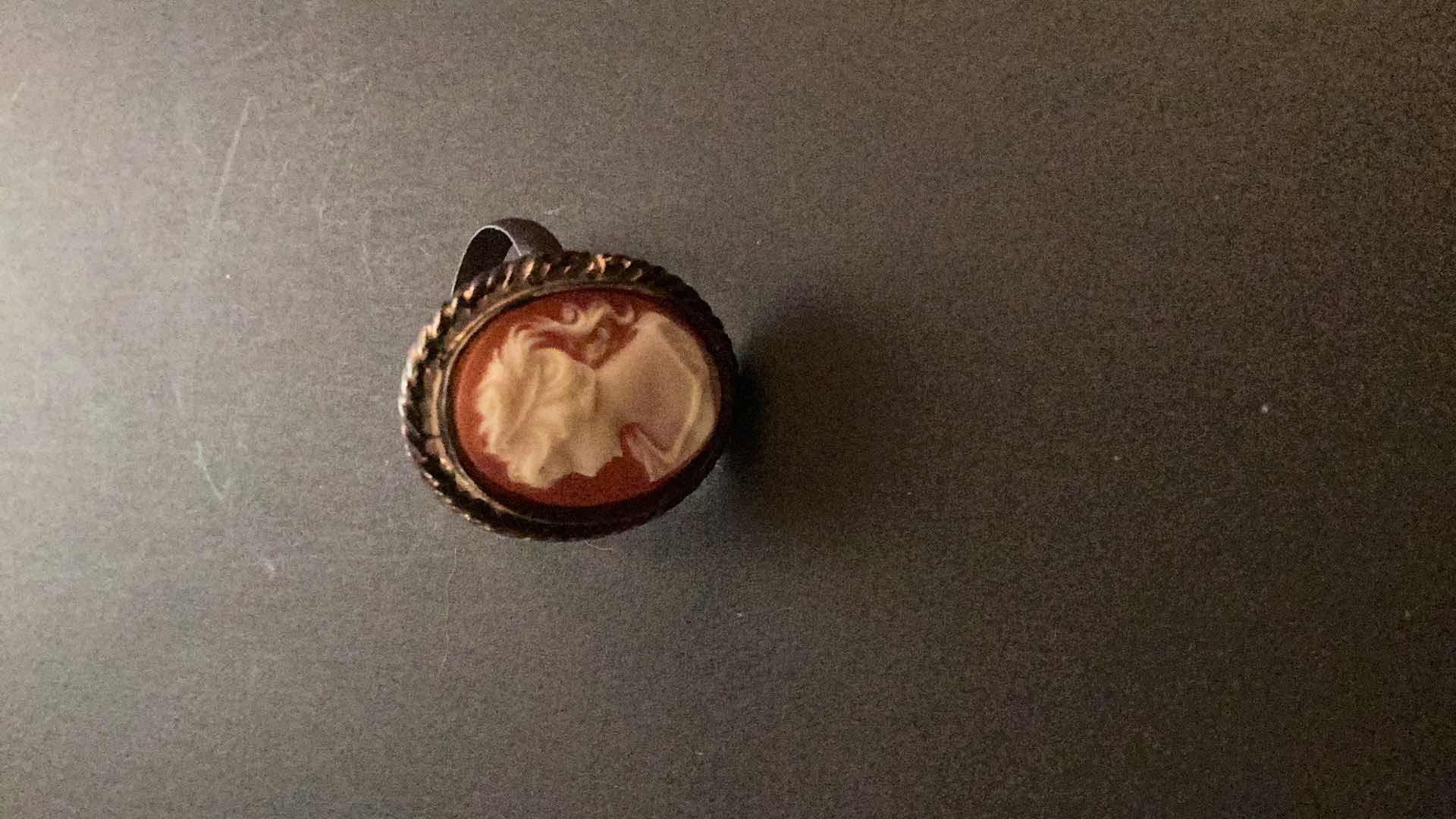 Photo 1 of VINTAGE CAMEO RING