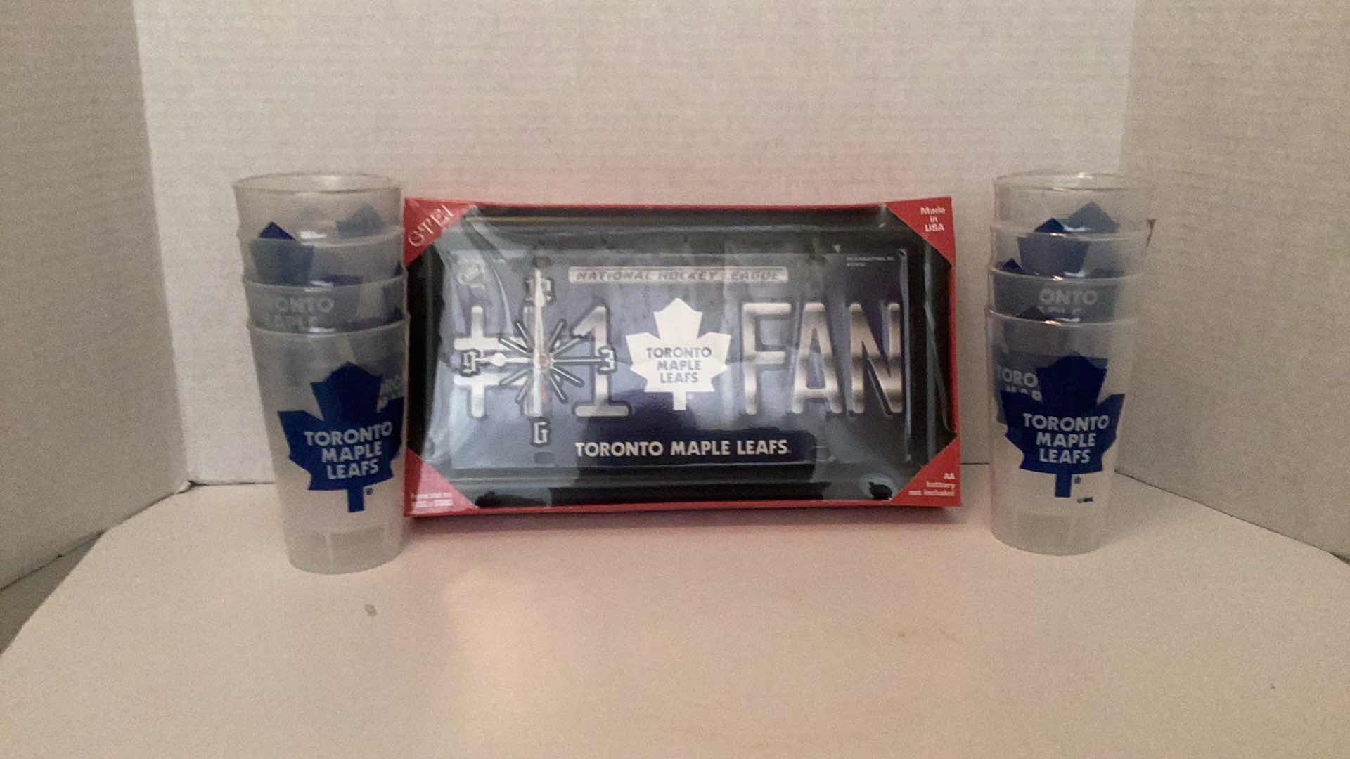 Photo 2 of TORONTO MAPLE LEAFS CLOCK AND TUMBLERS (2)