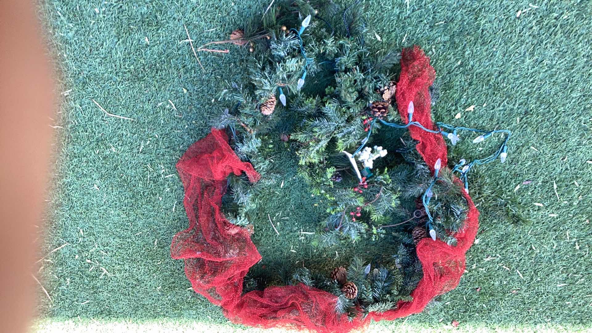 Photo 1 of FLEXIBLE CHRISTMAS LIGHTED WREATH TESTED WORKING