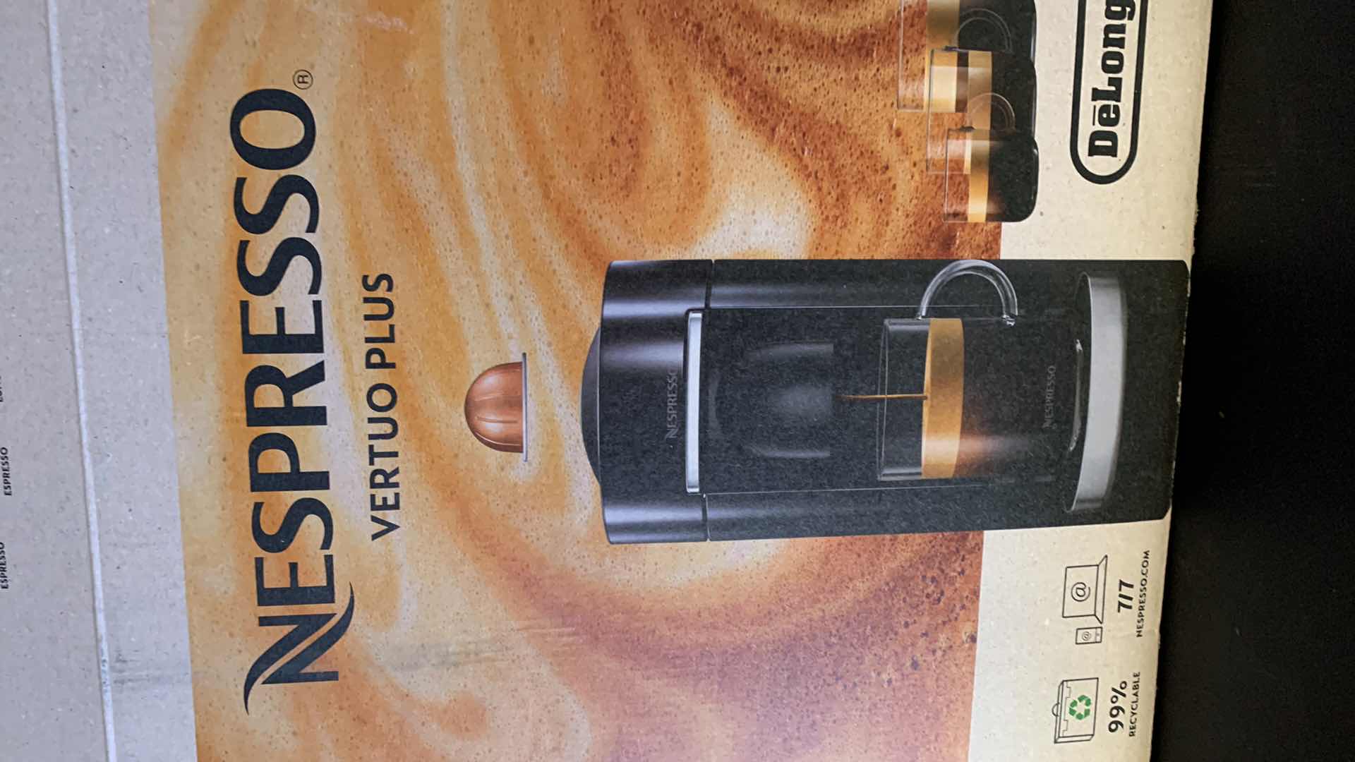 Photo 2 of NESPRESSO VERTUO PLUS DELONGHI