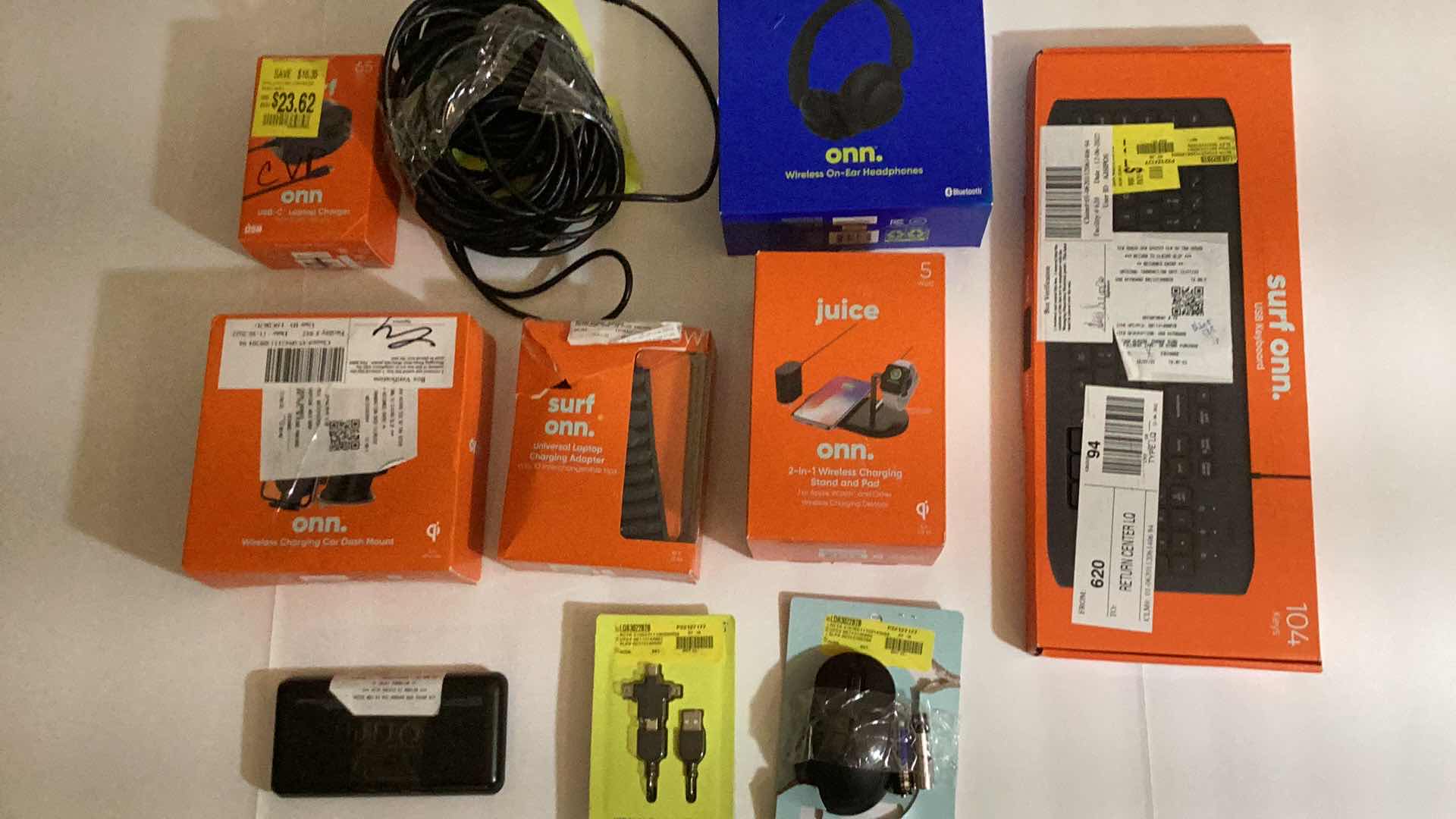Photo 1 of 10-ELECTRONIC ITEMS: CHARGERS, HEADPHONES, BATTERIES
