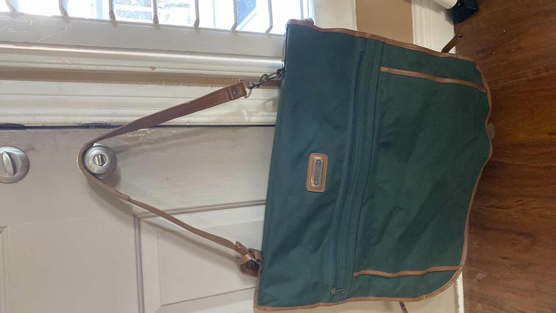 Photo 1 of SAMSONITE GREEN GARMENT BAG