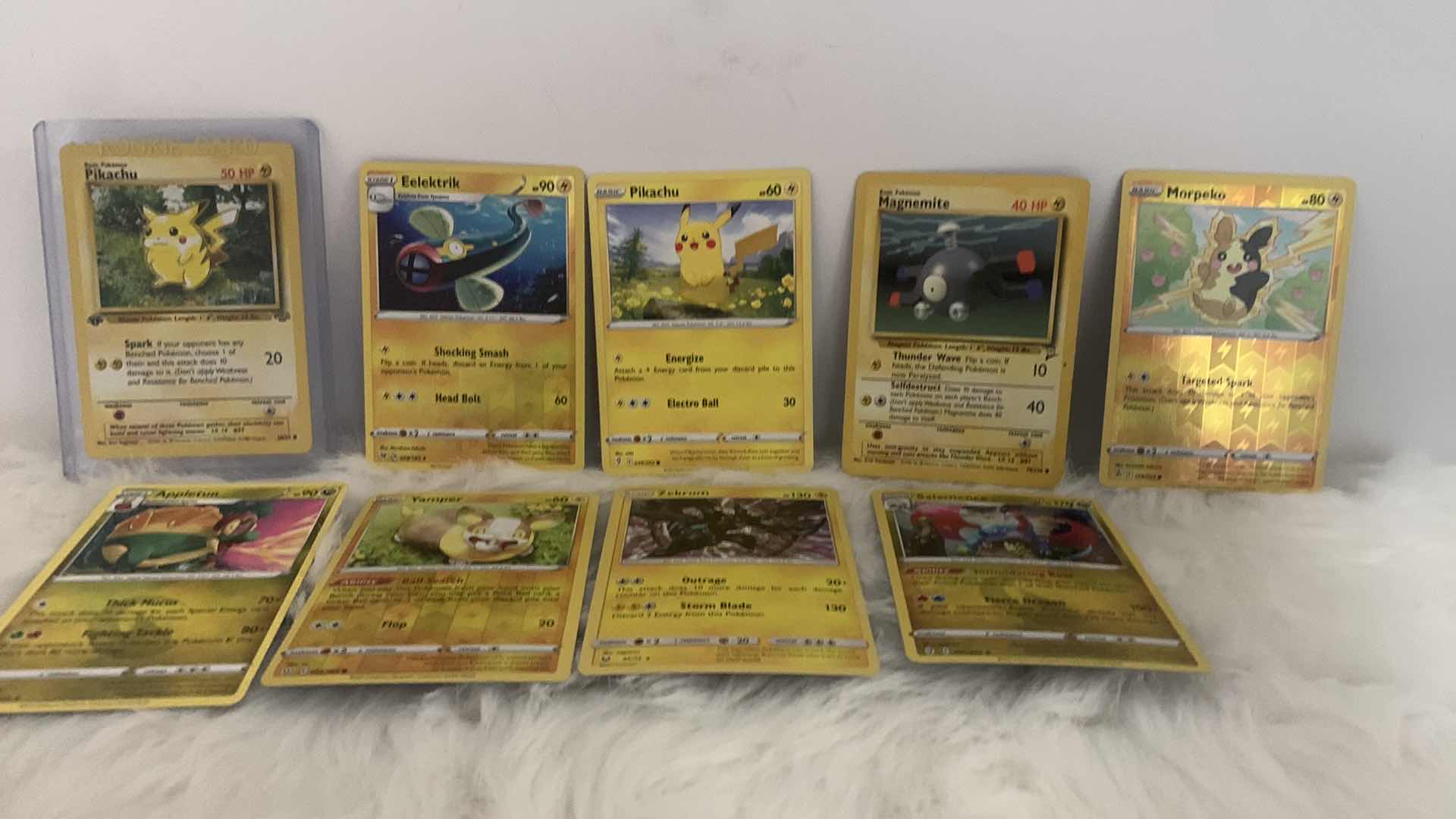 Photo 1 of 9 COLLECTIBLE POKÉMON CARDS