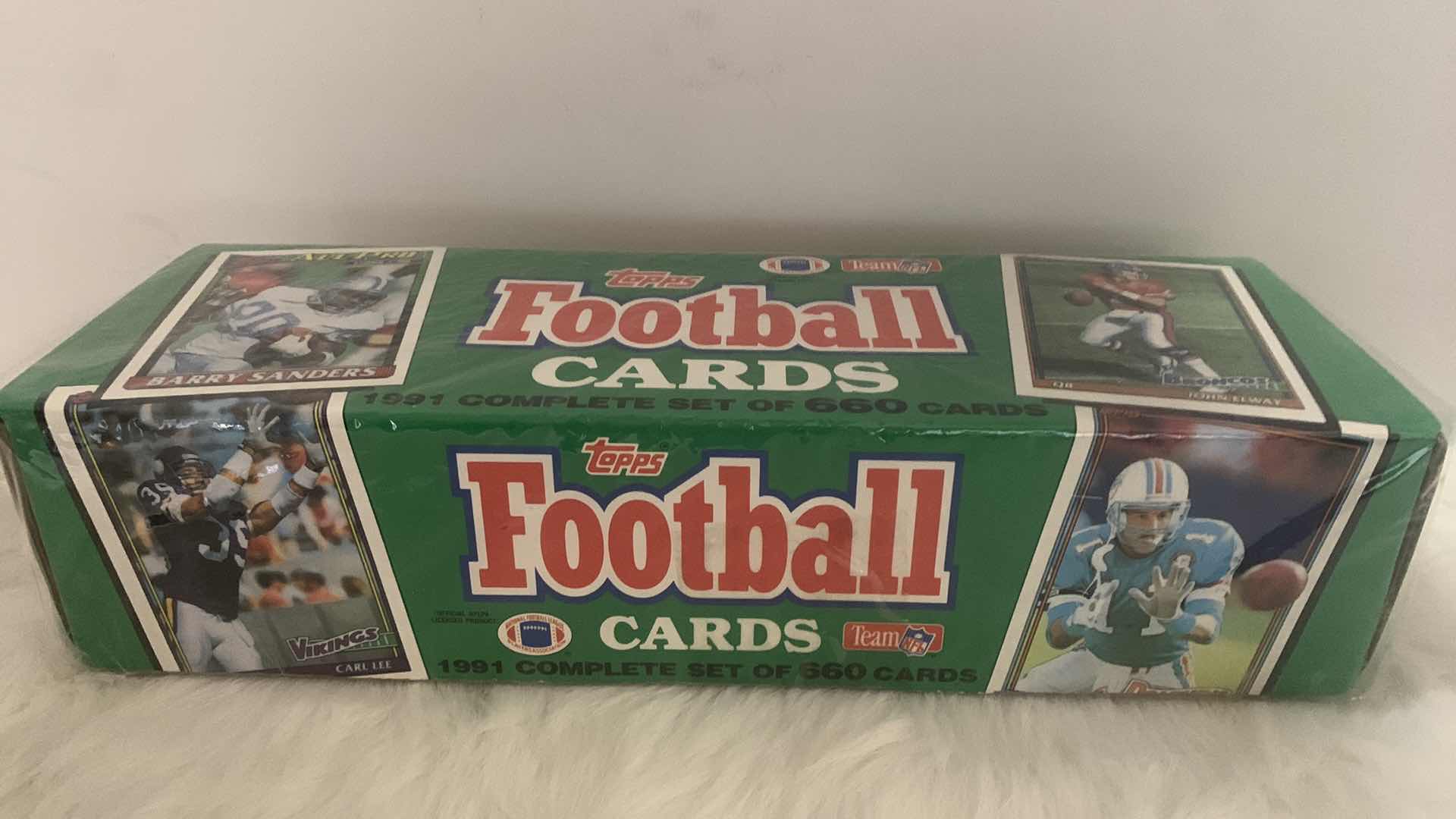 Photo 2 of COLLECTIBLE SEALED TOPPS NFL 1991 SET