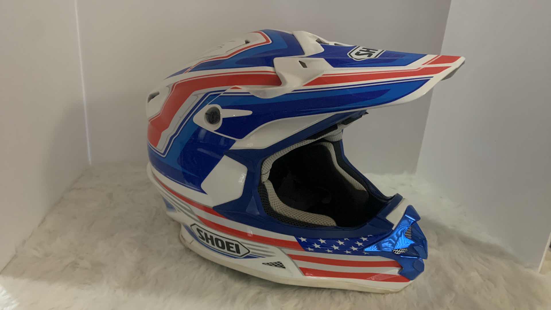 Photo 7 of SHOEI PATRIOTIC MOTORCYCLE HELMET SIZE XL