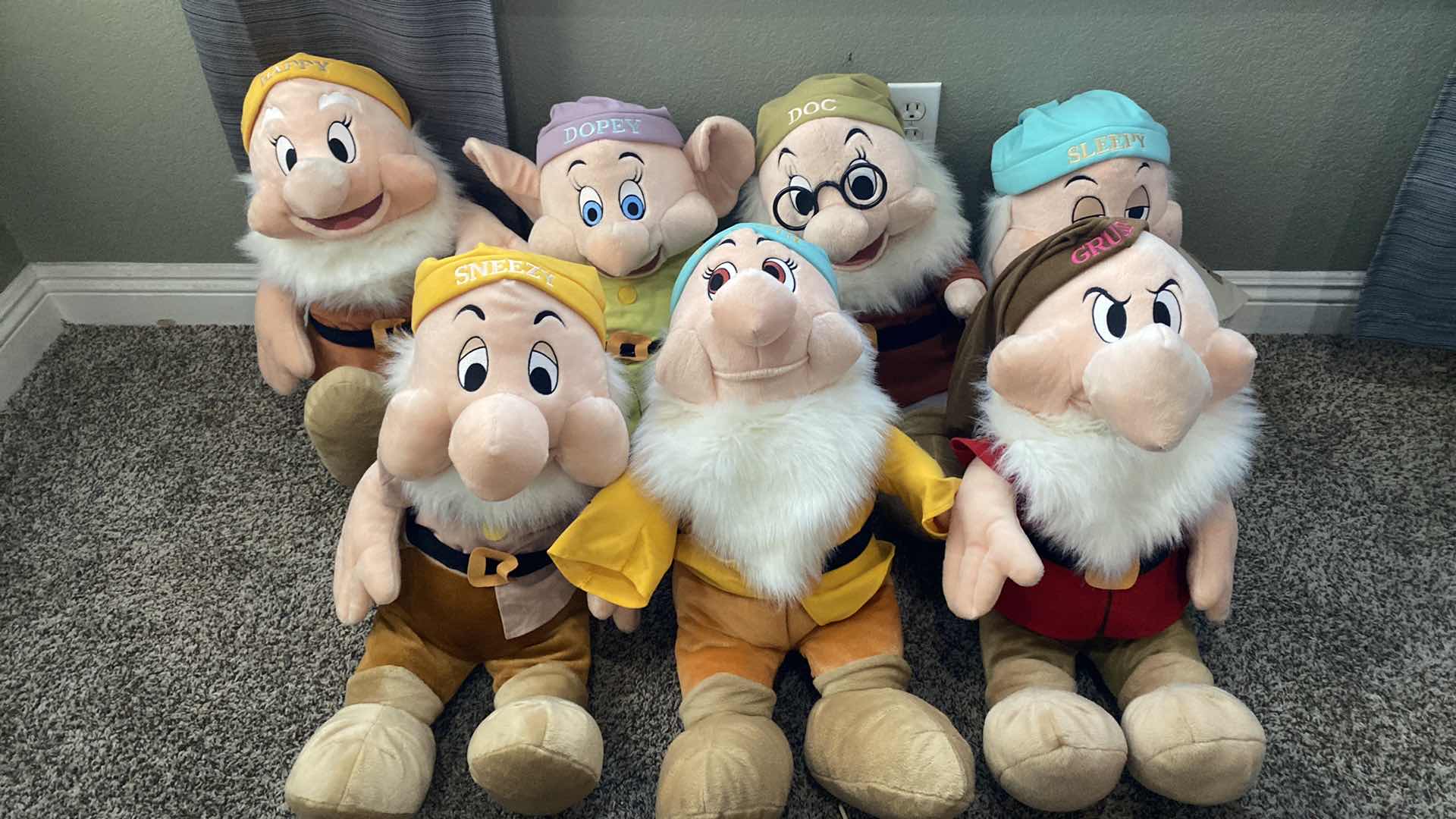 Photo 1 of DISNEY 7 DWARFS H25” EACH