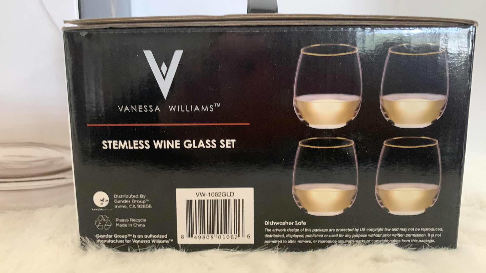 Photo 4 of NEW VANESSA WILLIAMS WINE DECANTER AND STEMLESS WINE GLASSES