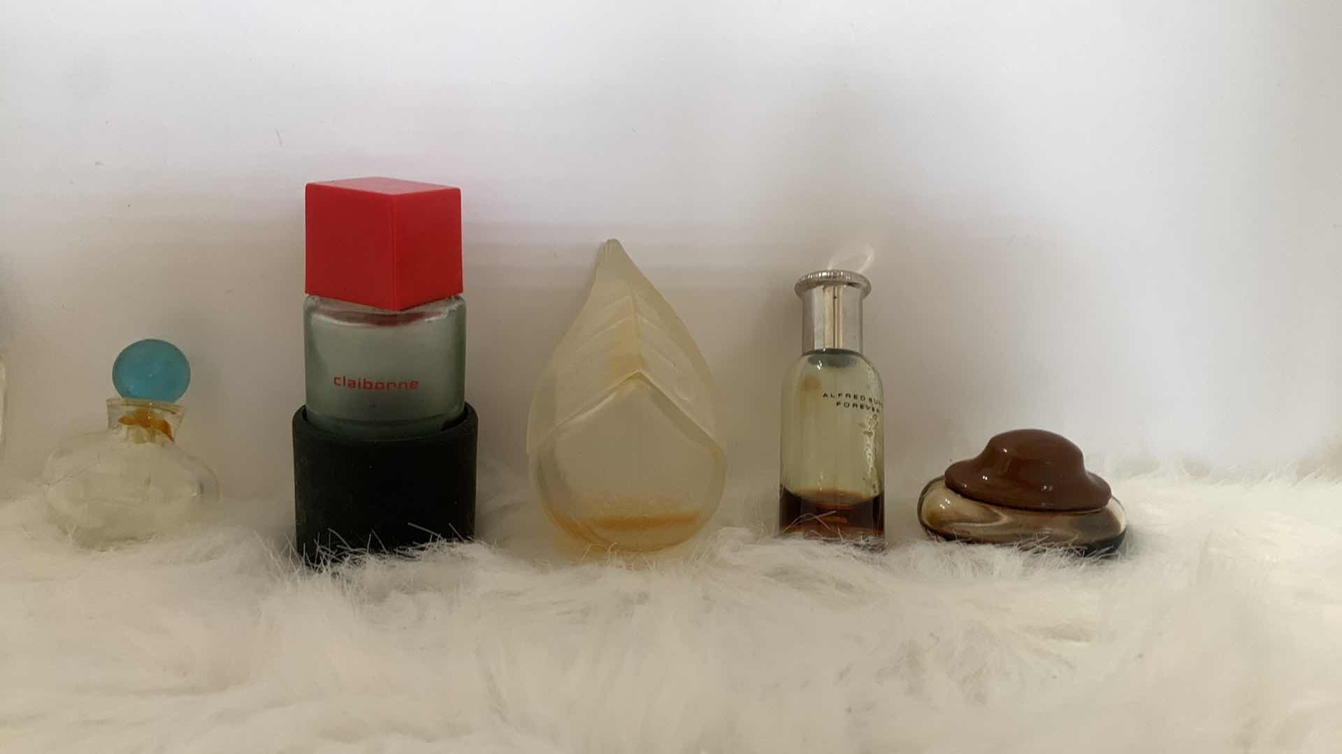 Photo 4 of 10 - VINTAGE PERFUME SPLASH BOTTLES, MINI