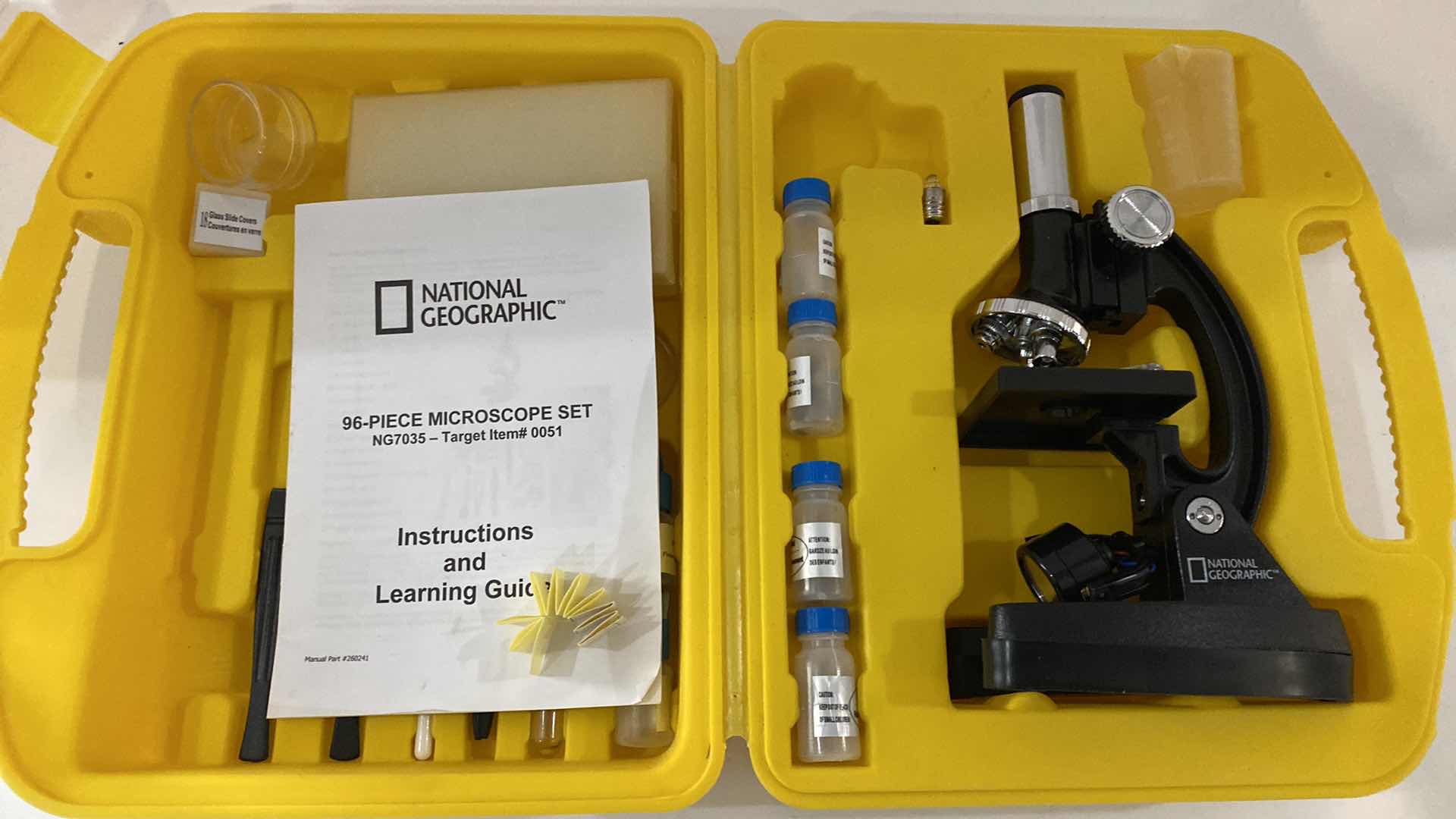 Photo 4 of NATIONAL GEOGRAPHIC MICROSCOPE SET