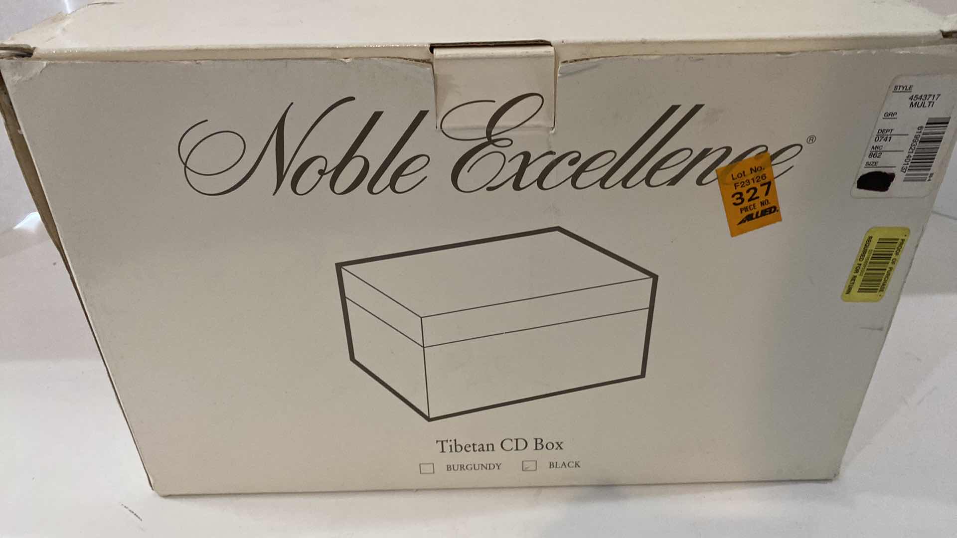 Photo 4 of NOBLE EXCELLENCE TIBETAN CD STORAGE BOX