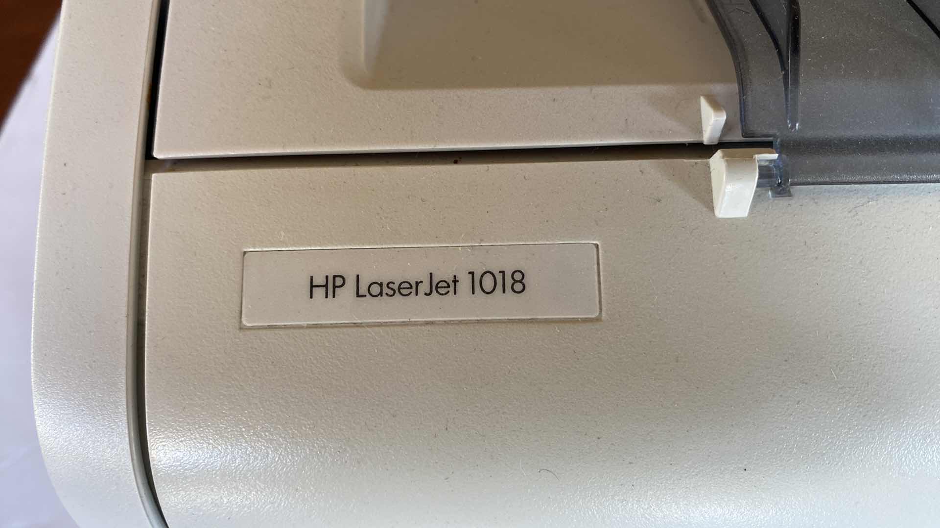 Photo 2 of HP LASER JET 1018 WITH CORD