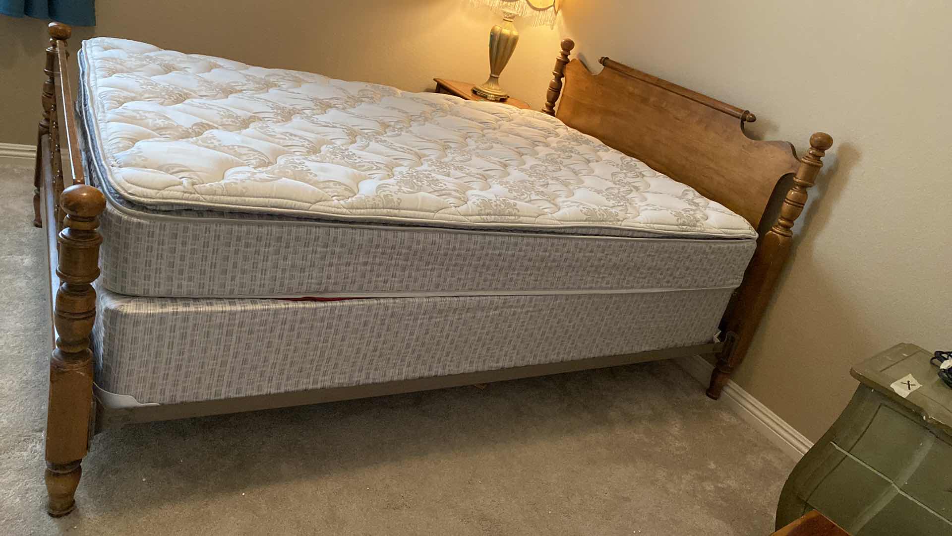 Photo 2 of 1960'S MID-CENTURY MODERN WOOD FULL SIZE BED (MATTRESS SOLD SEPARATELY) HEADBOARD H39"