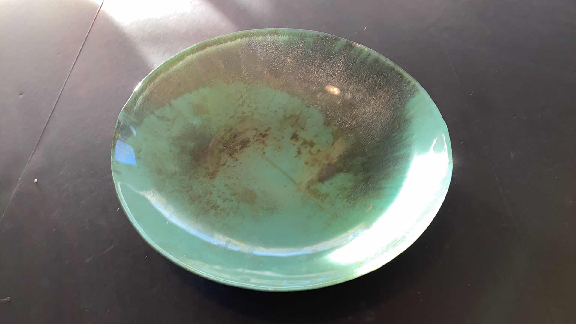 Photo 1 of 16in GLASS DISPLAY BOWL