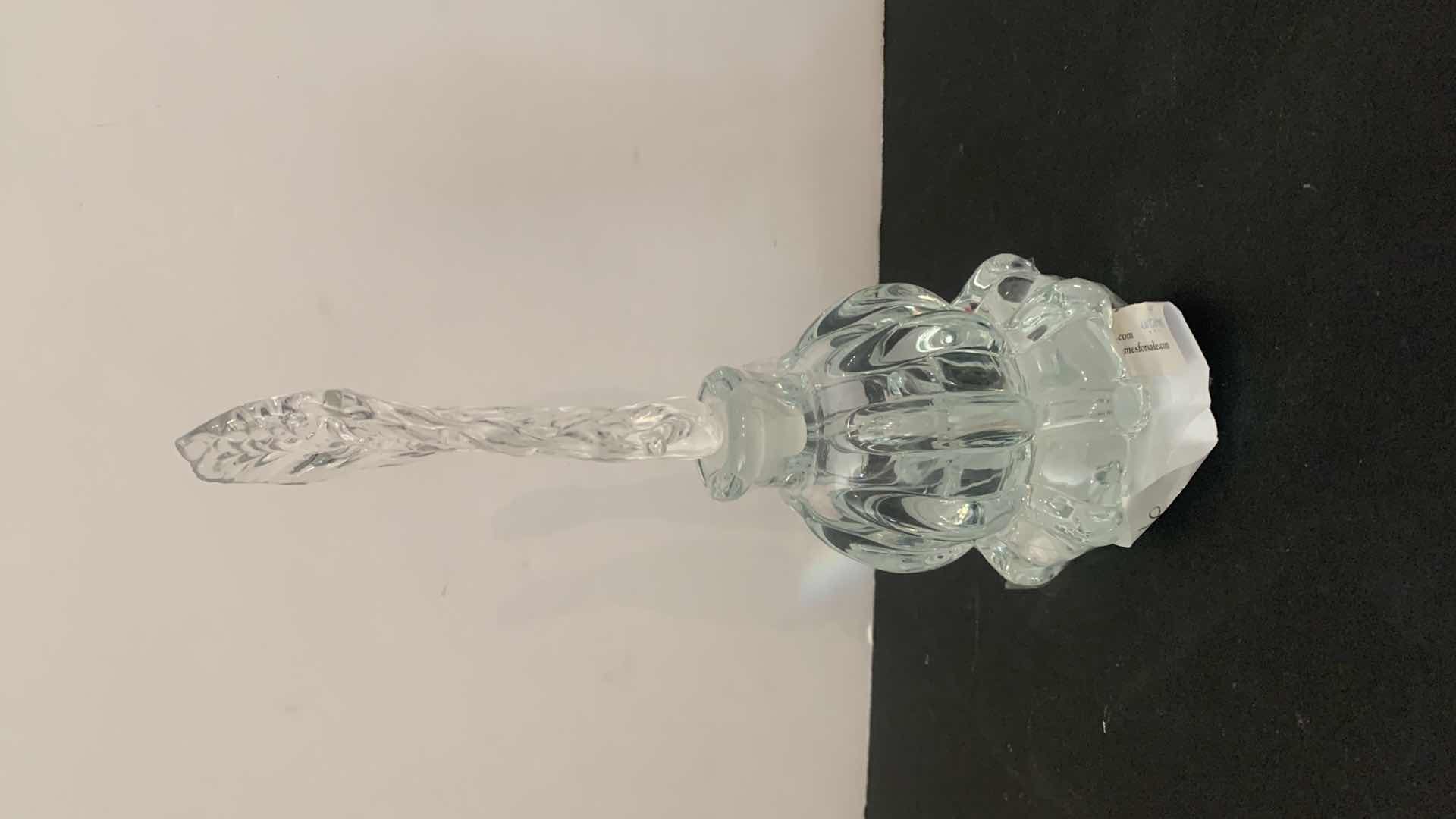 Photo 2 of VINTAGE EARLY AMERICAN PRESSED GLASS, 1940’s FEATHER STOPPER, PERFUME BOTTLE