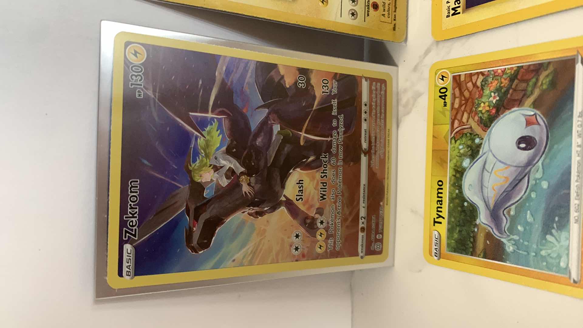 Photo 2 of 10 COLLECTIBLE POKÉMON CARDS