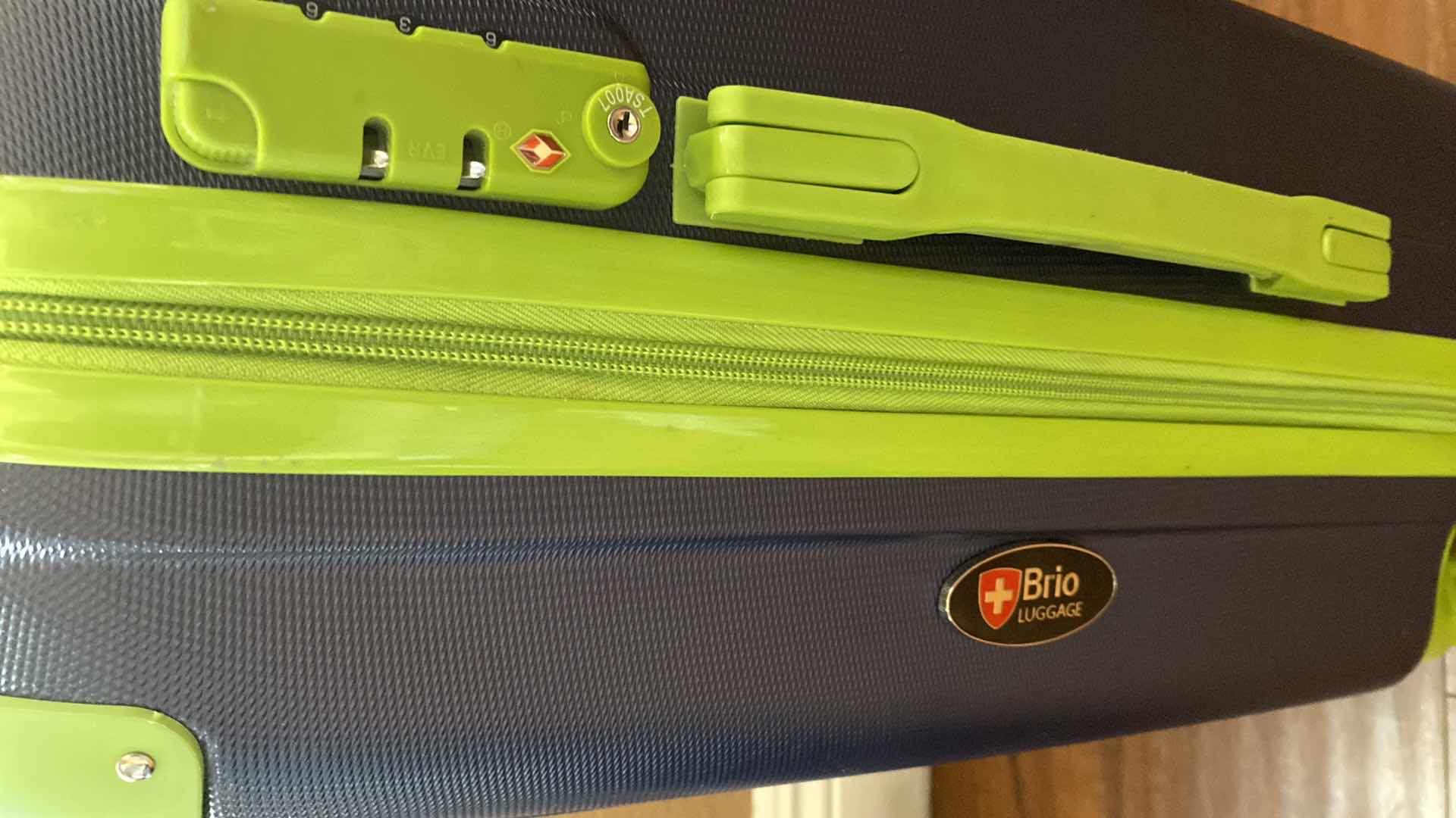Photo 3 of BRIO CLASSIC COLLECTION HARD SIDED LUGGAGE