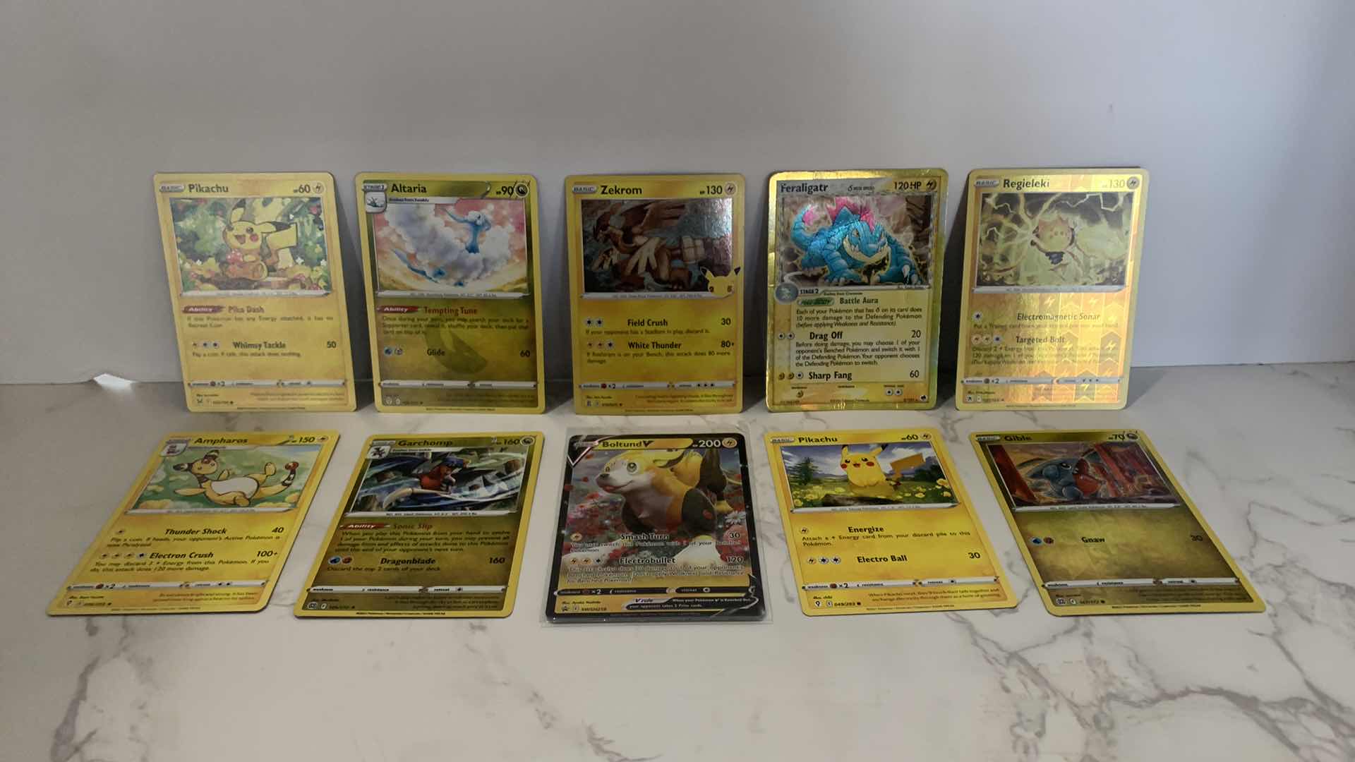 Photo 1 of 10 COLLECTIBLE POKÉMON CARDS