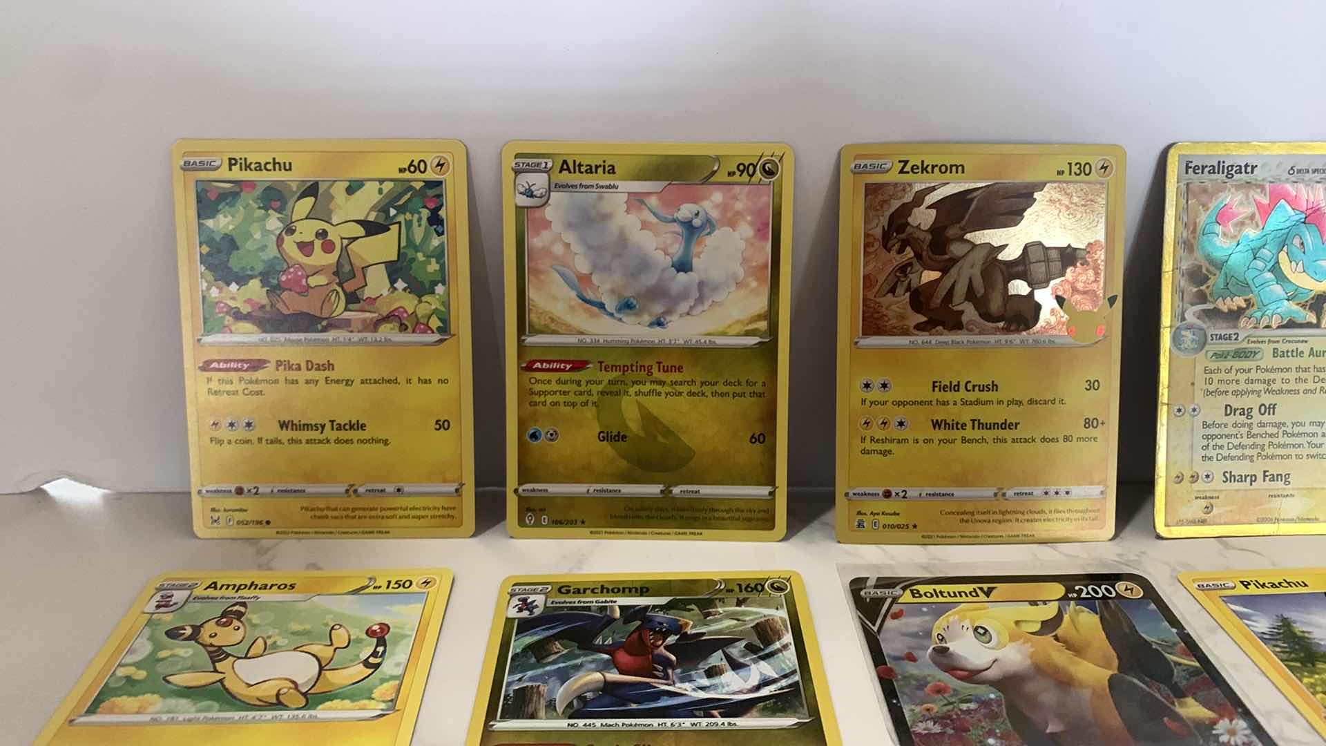 Photo 2 of 10 COLLECTIBLE POKÉMON CARDS