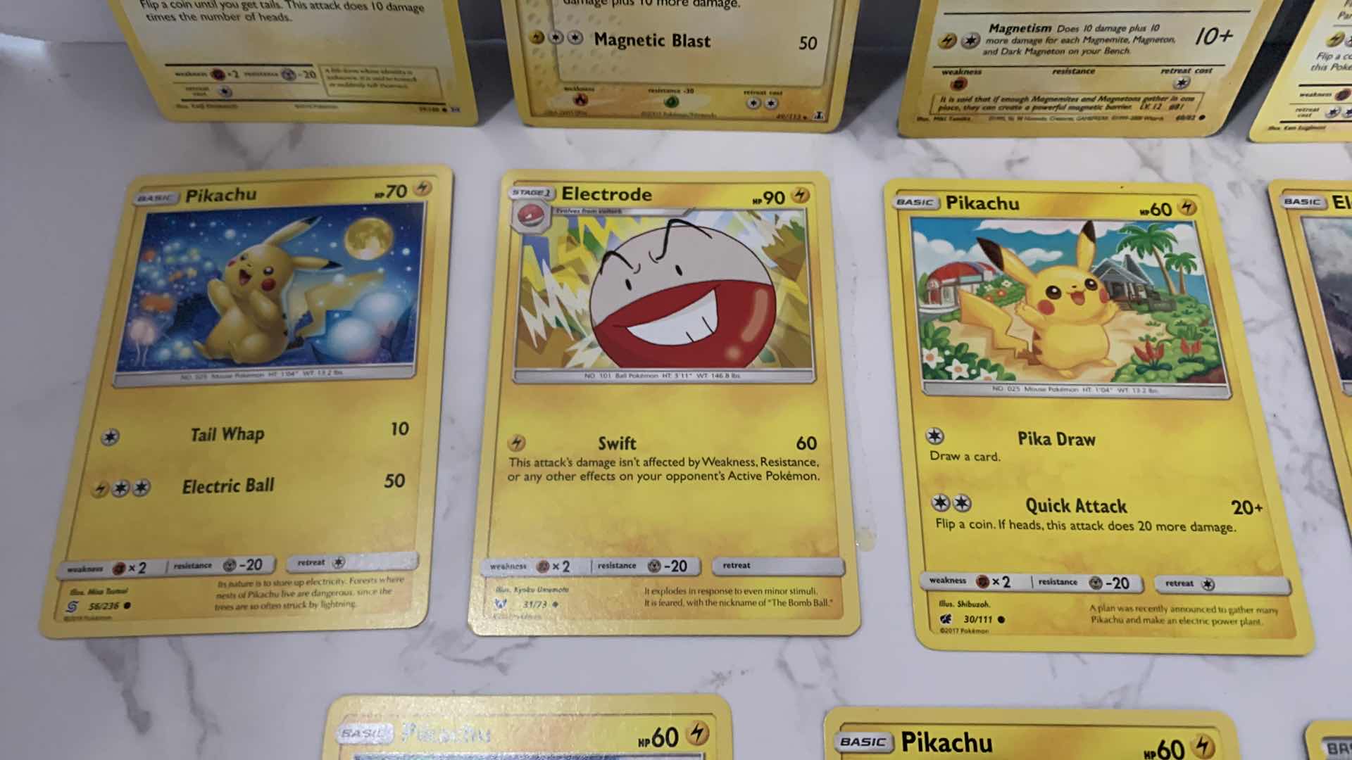 Photo 4 of 13 COLLECTIBLE POKÉMON CARDS