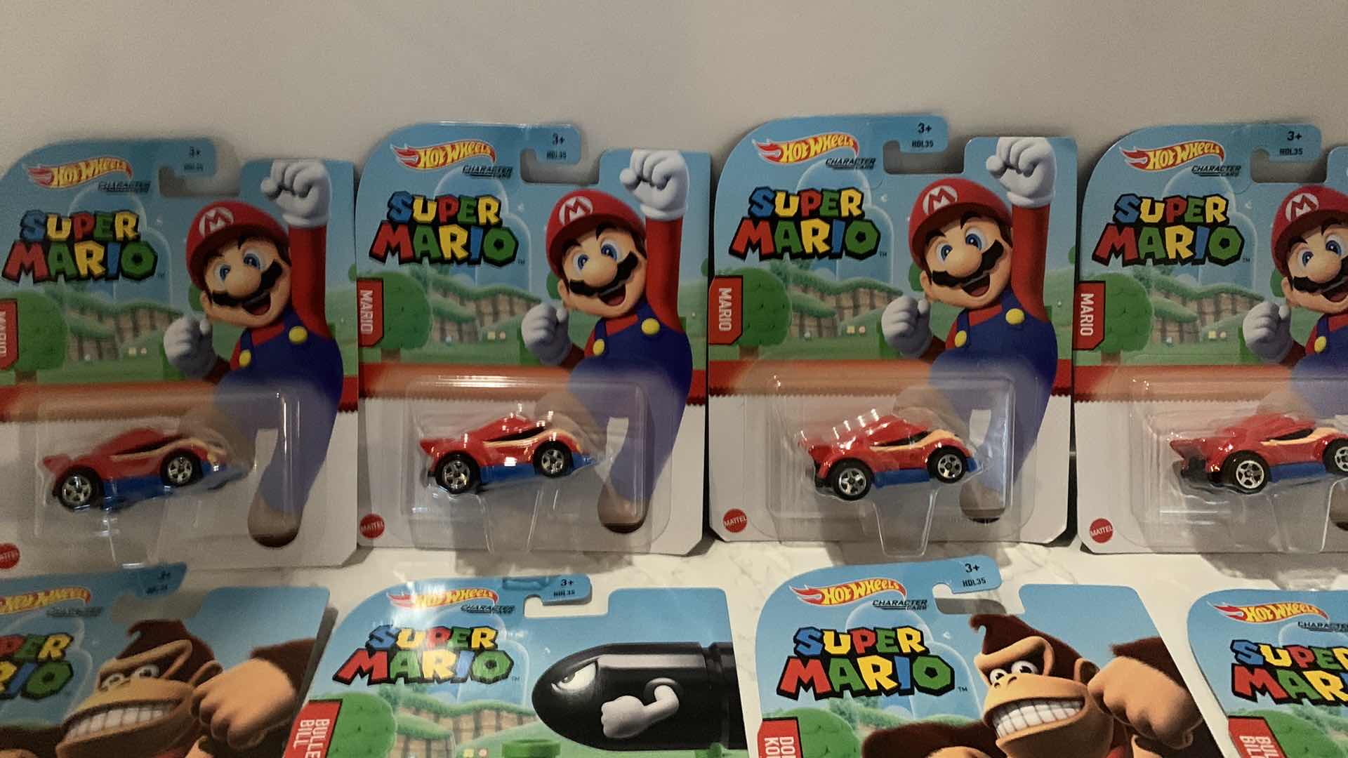 Photo 3 of 8 NEW COLLECTIBLE SUPER MARIO HOT WHEELS