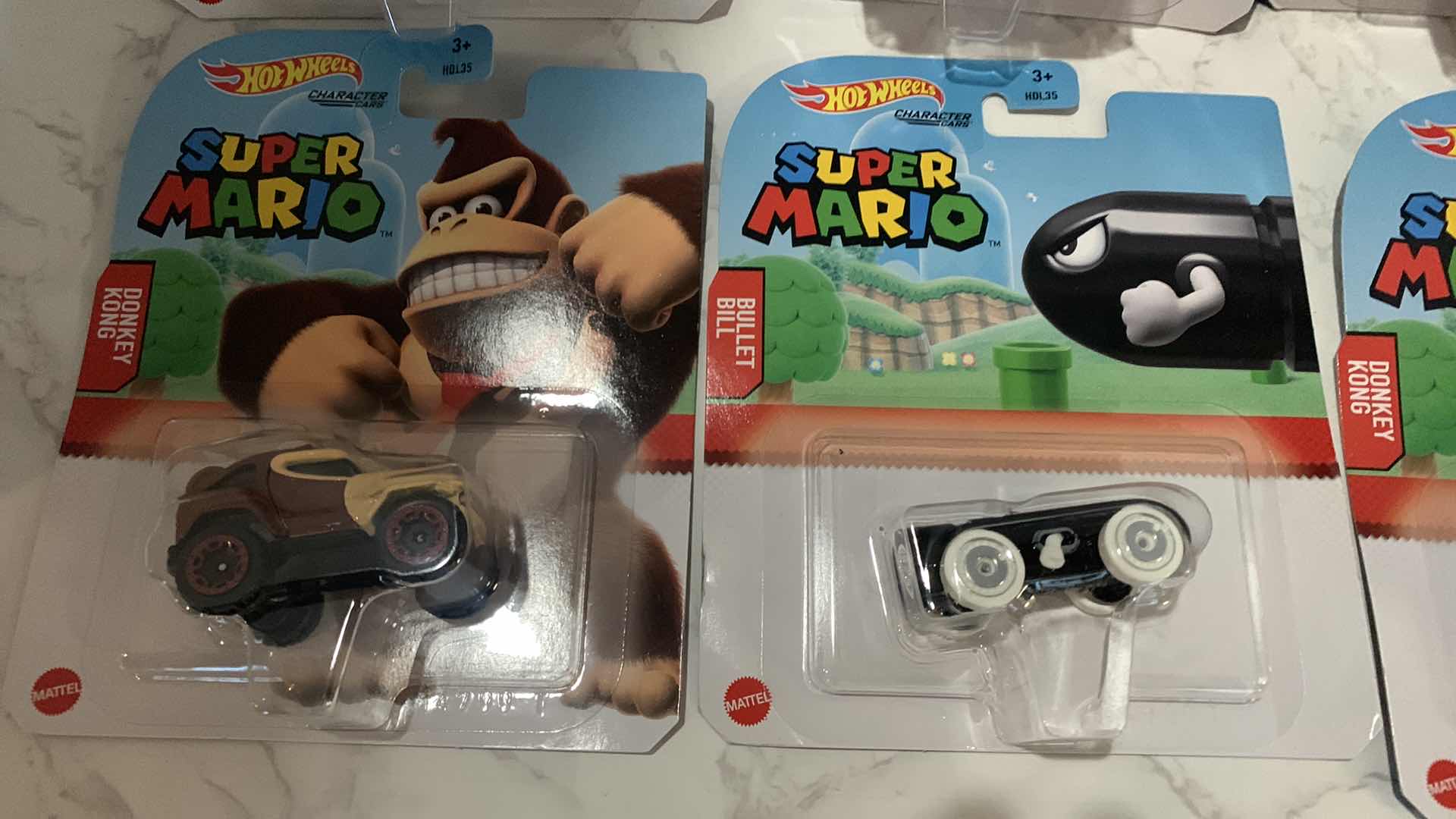 Photo 4 of 8 NEW COLLECTIBLE SUPER MARIO HOT WHEELS