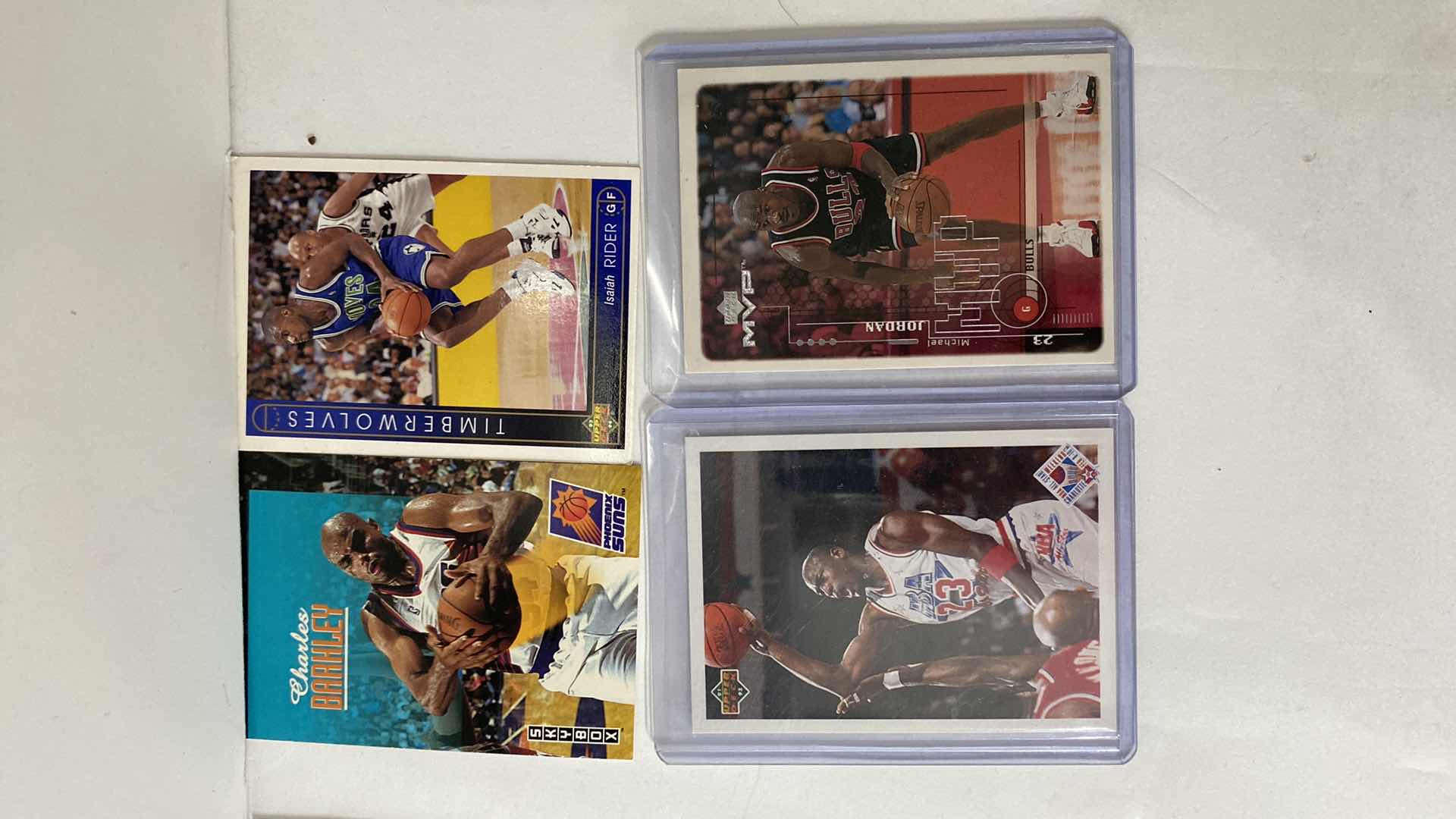 Photo 3 of 12 COLLECTIBLE BASKETBALL CARDS