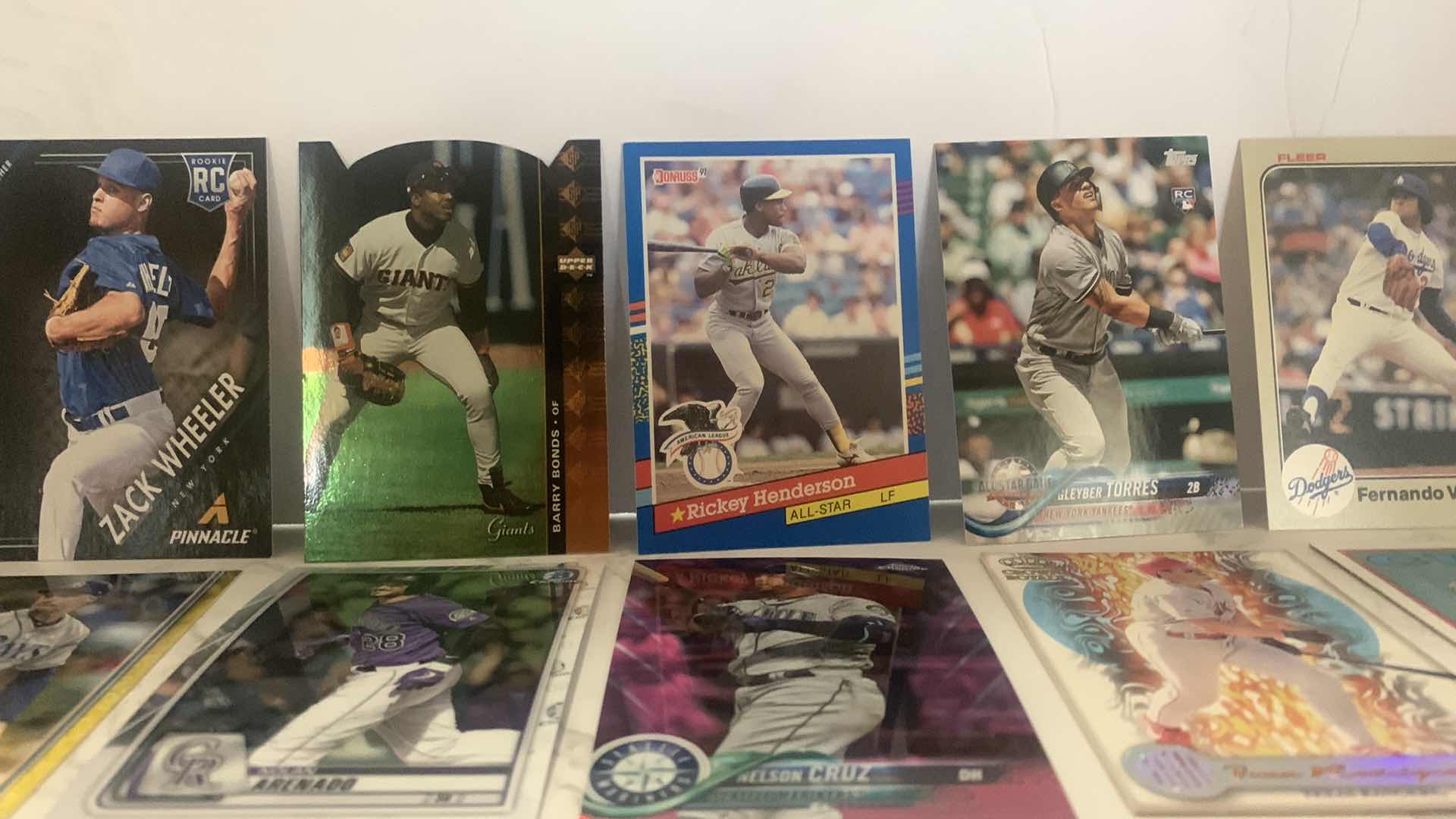 Photo 3 of 19 COLLECTIBLE BASEBALL CARDS