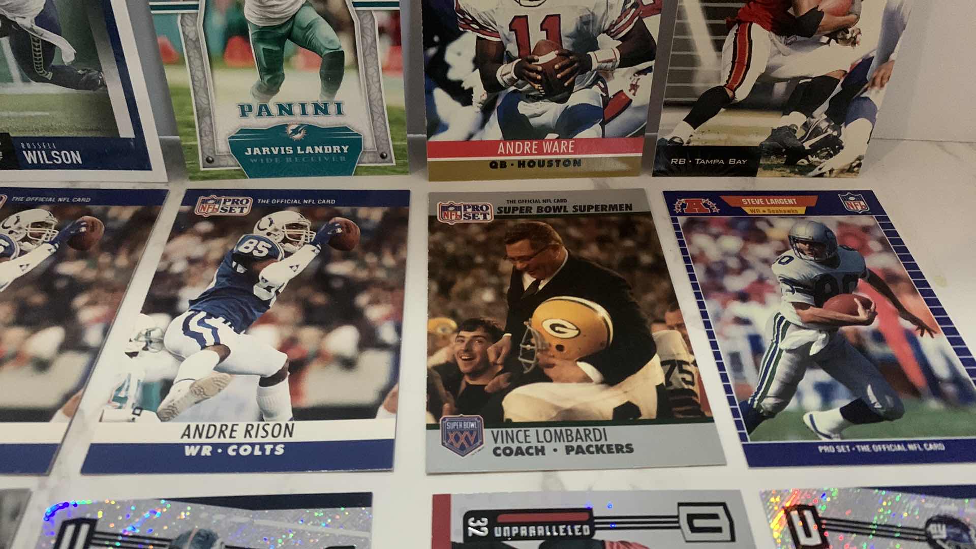 Photo 6 of 18 COLLECTIBLE FOOTBALL CARDS