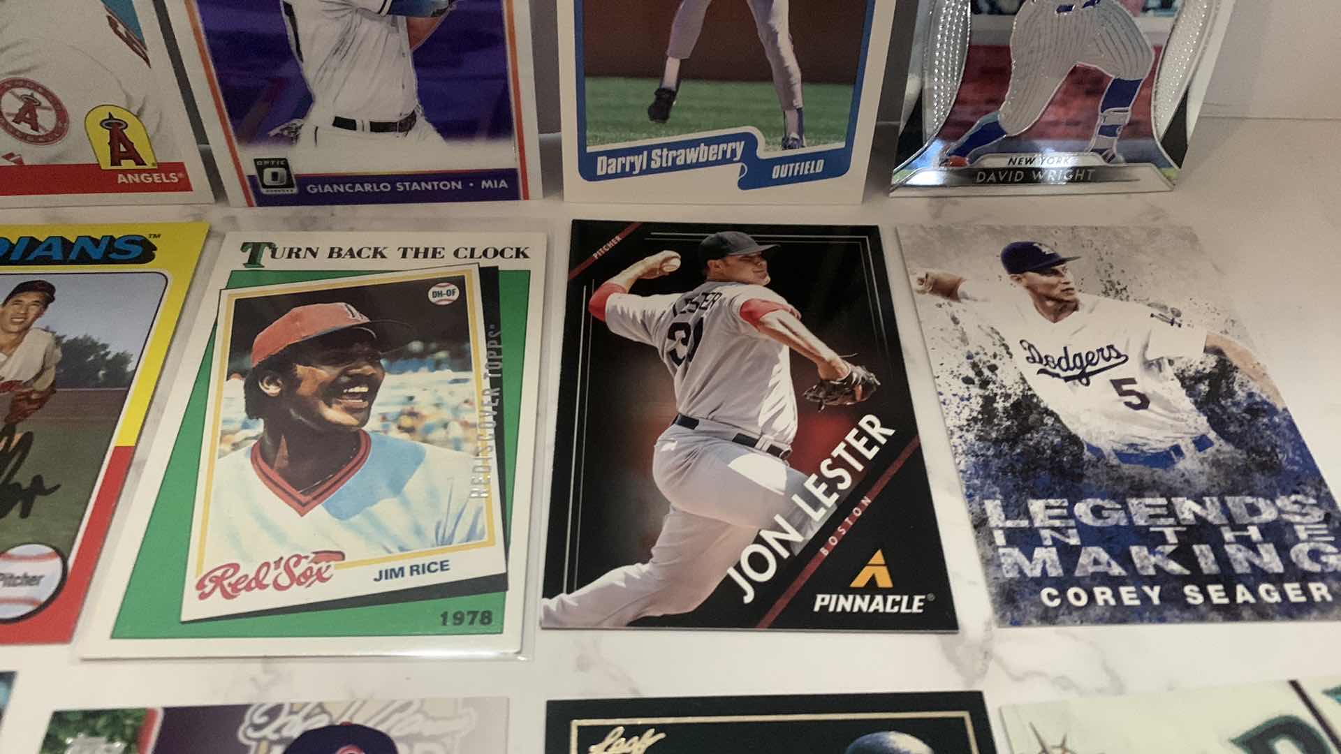 Photo 5 of 18 COLLECTIBLE BASEBALL CARDS