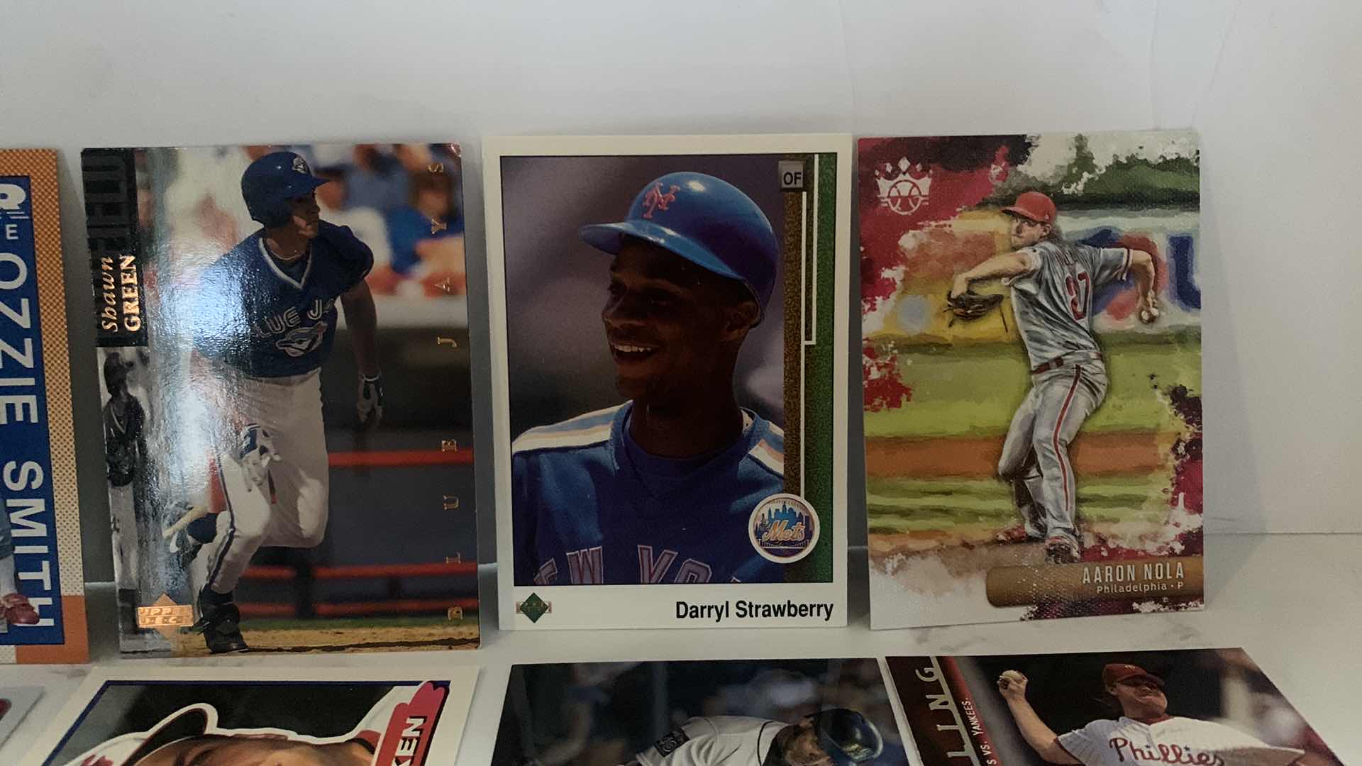 Photo 4 of 17 COLLECTIBLE BASEBALL CARDS