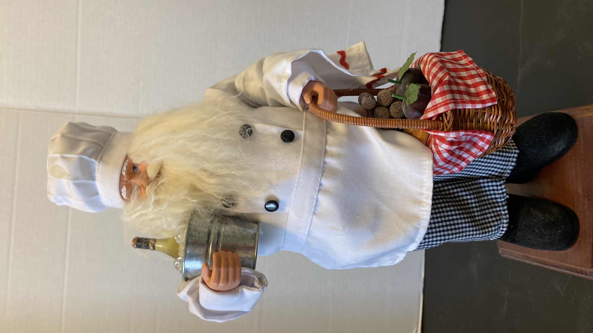 Photo 1 of SANTA CHEF WITH FRUIT AND WINE H19”