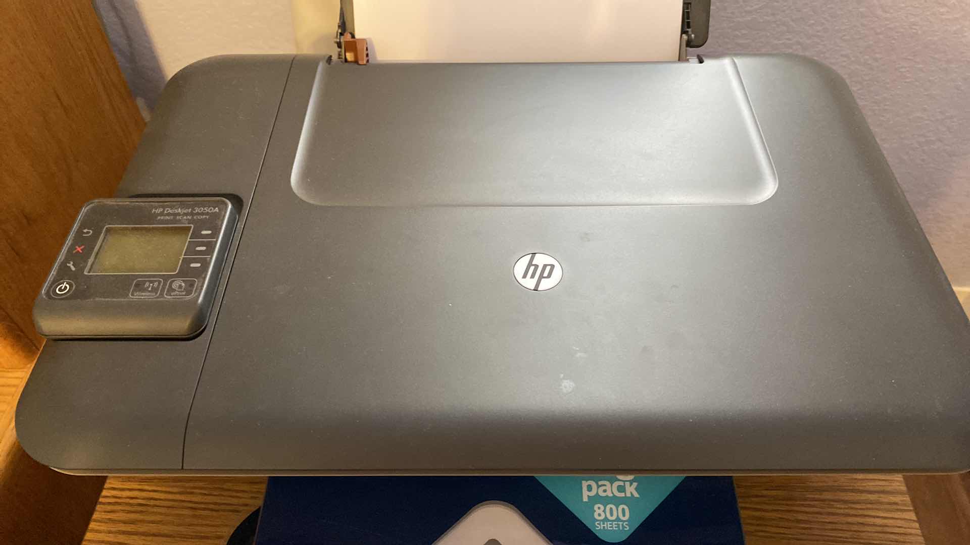 Photo 3 of HP DESKJET 3050A with PAPER