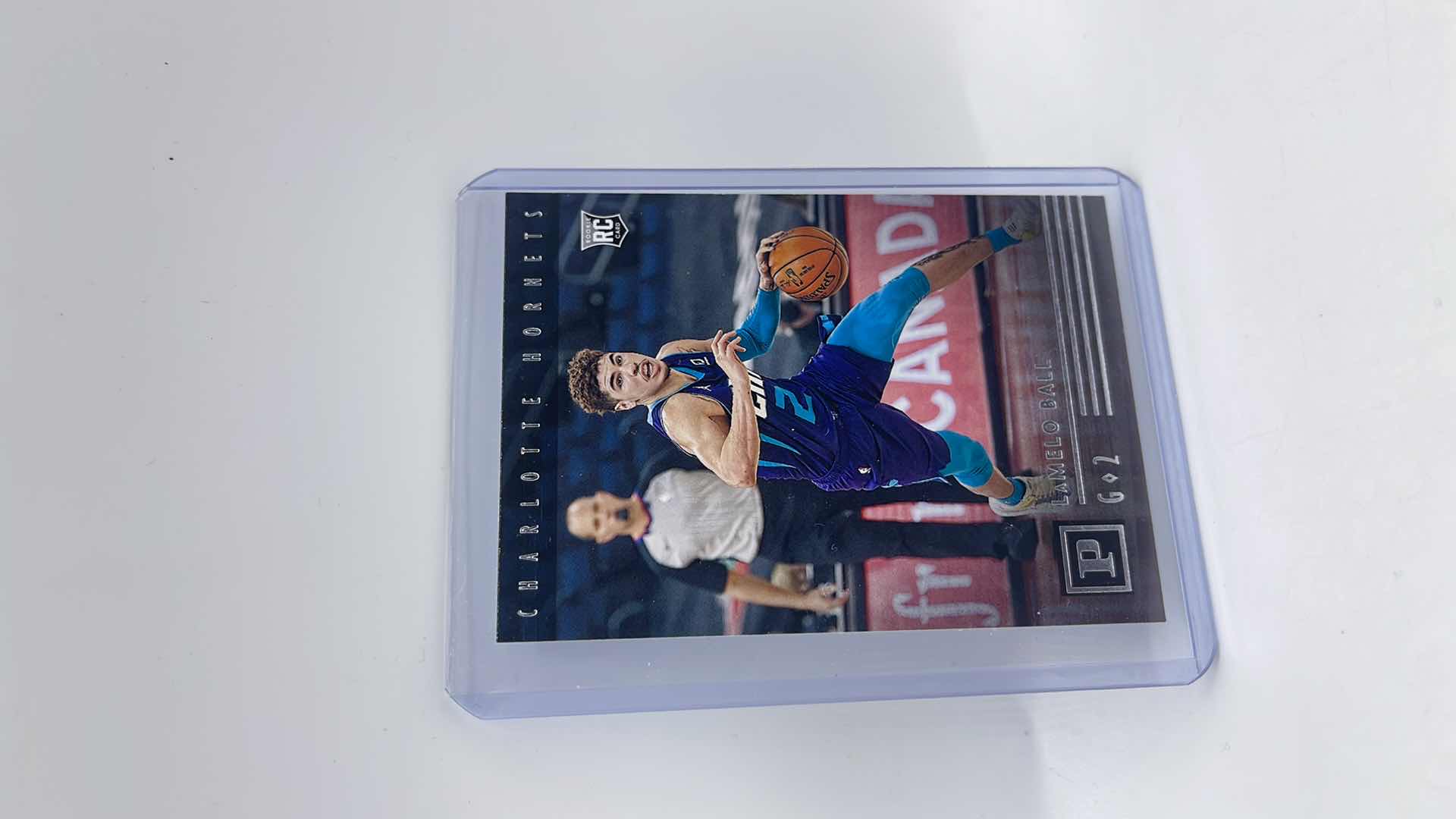 Photo 1 of 2020-21 LAMELO BALL PANINI CHRONICLES ROOKIE CARD 102