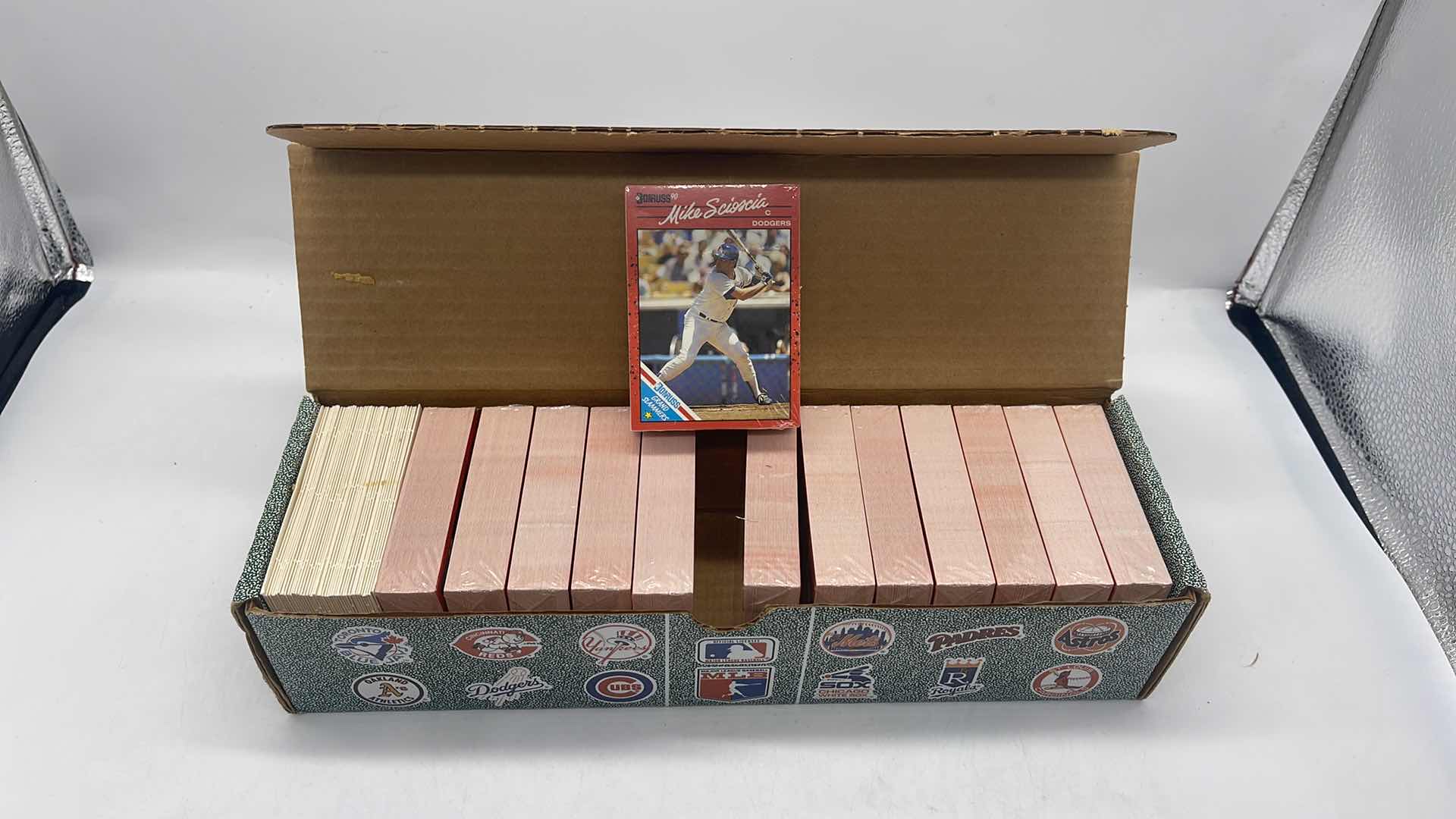 Photo 2 of 1990 DONRUSS BASEBALL COLLECTOR SET INCLUDES KEN GRIFFEY JR