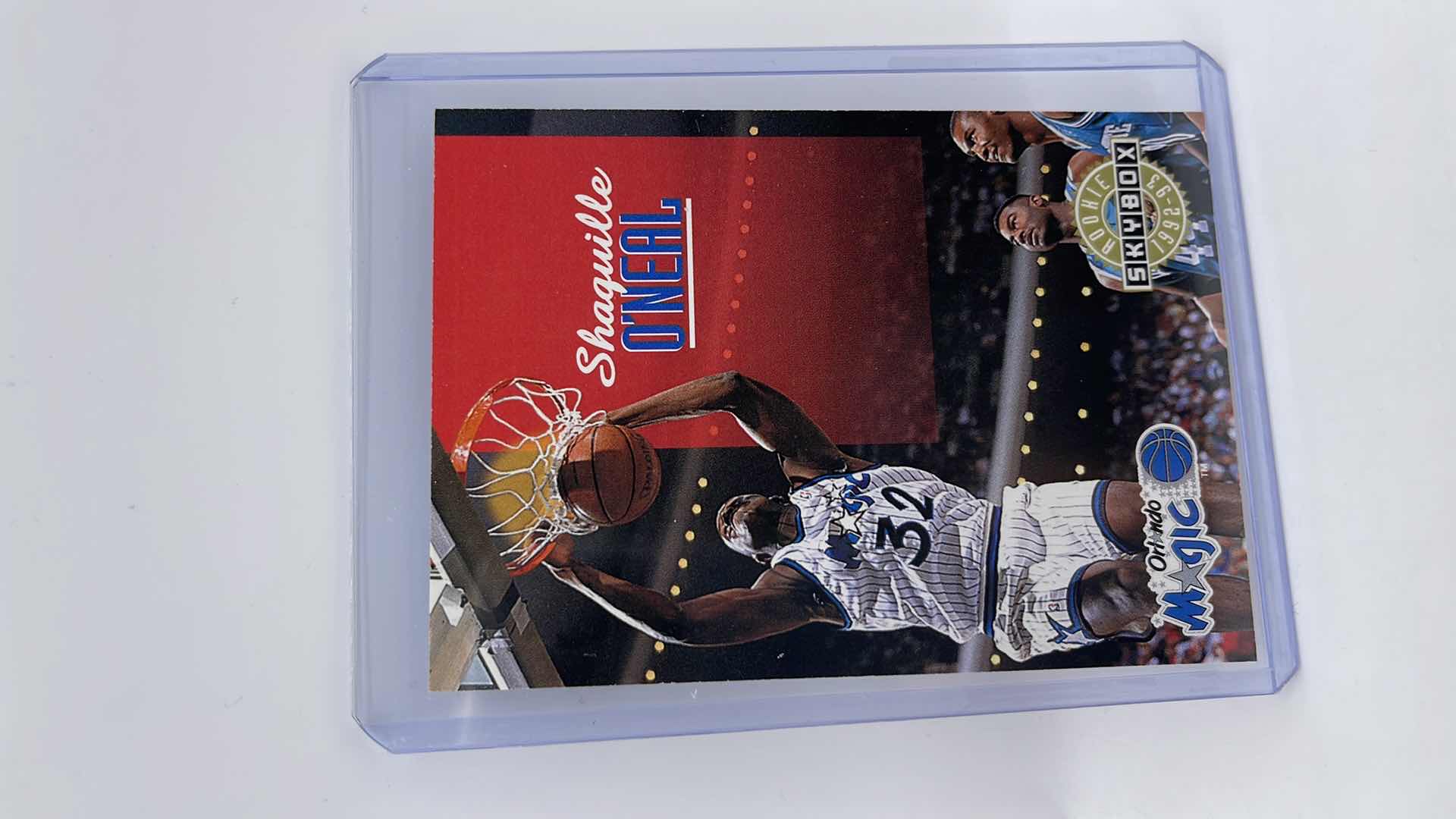 Photo 1 of 1993 SHAQUILLE O’NEAL SKYBOX ROOKIE CARD 382