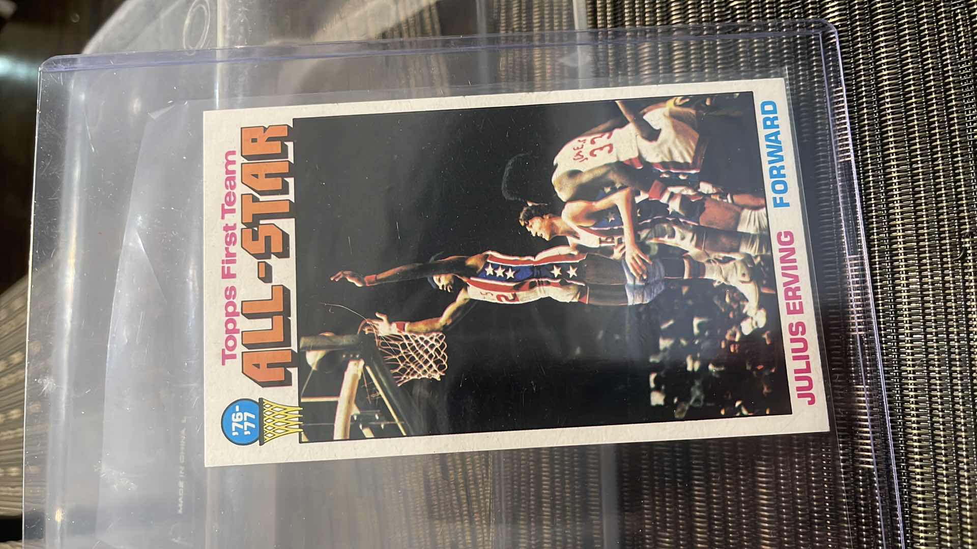 Photo 3 of RARE 1976 JULIUS ERVING LARGE TOPPS CARD 127