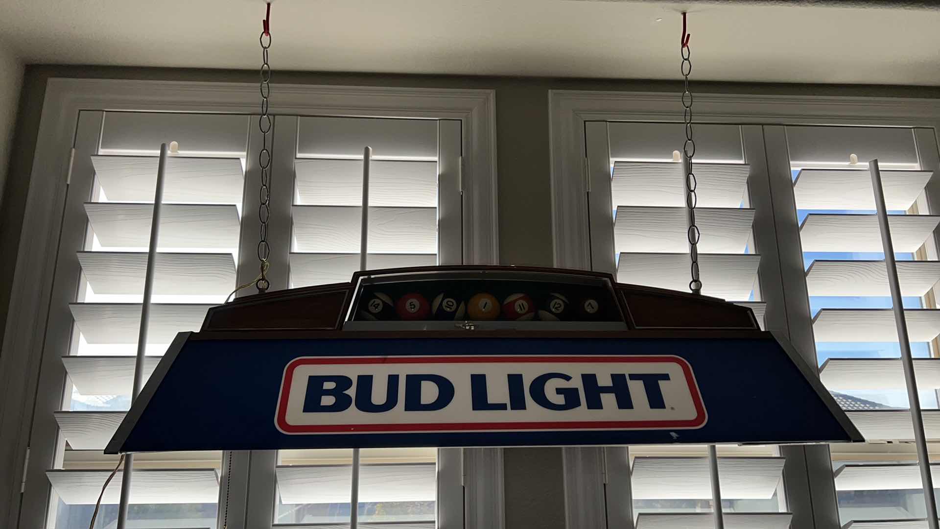 Photo 5 of VINTAGE BUDWEISER BEER CLYDESDALES HANGING POOL TABLE BAR LIGHT 40” x 16” H12”
