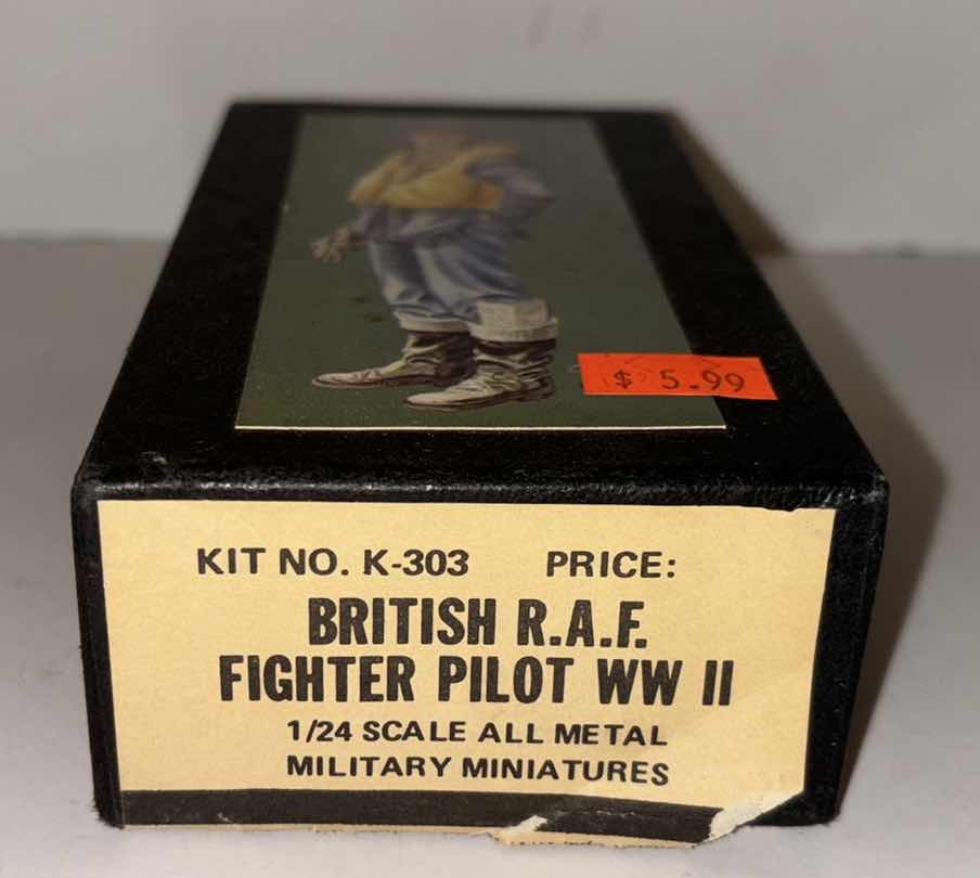 Photo 3 of I/R MINIATURES 1973 BRITISH R.A.F. FIGHTER PILOT WW II 1/24 SCALE ALL METAL MILITARY MINIATURE FIGURE (KIT NO K-303)