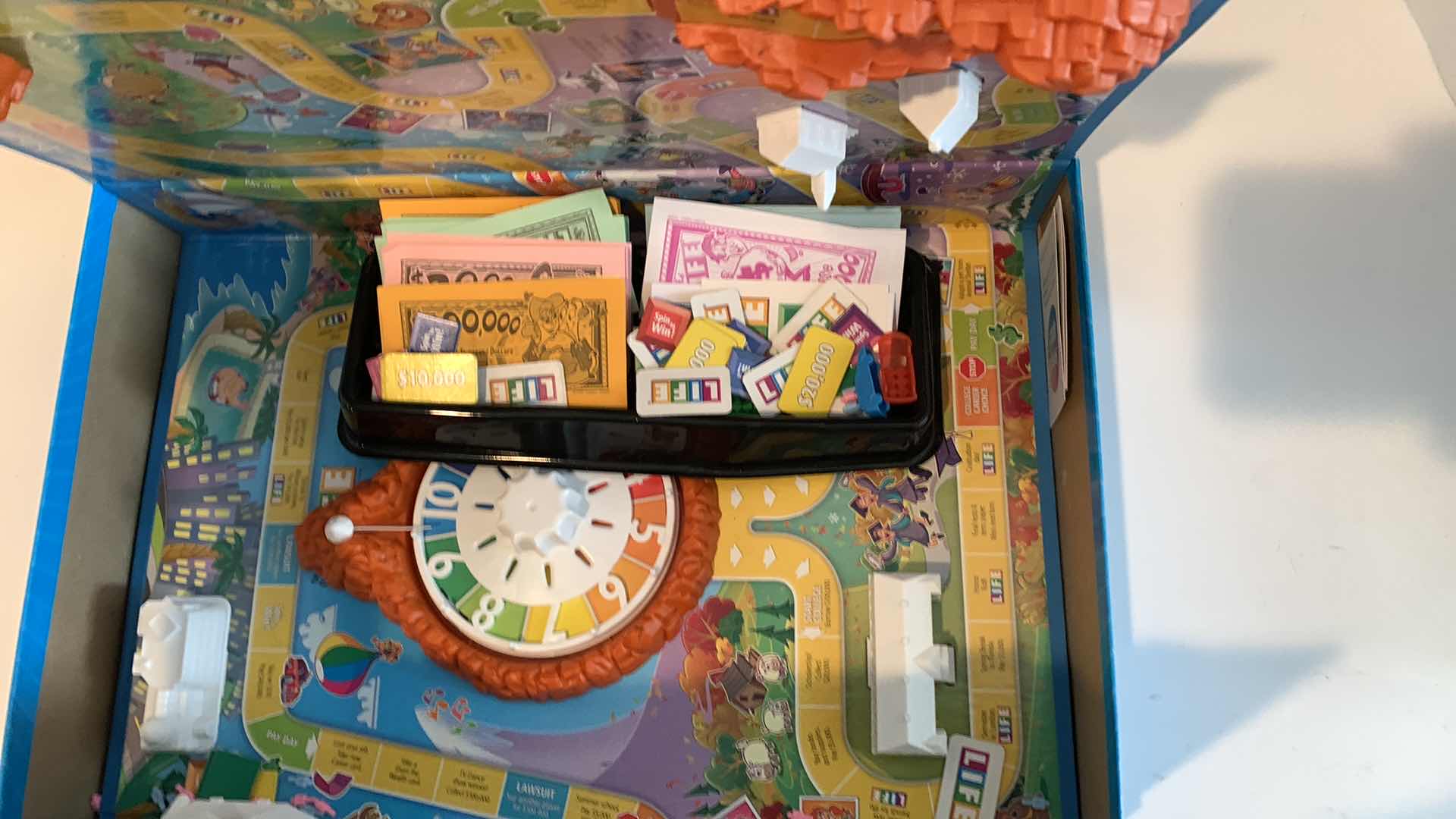 Photo 2 of THE GAME OF LIFE
